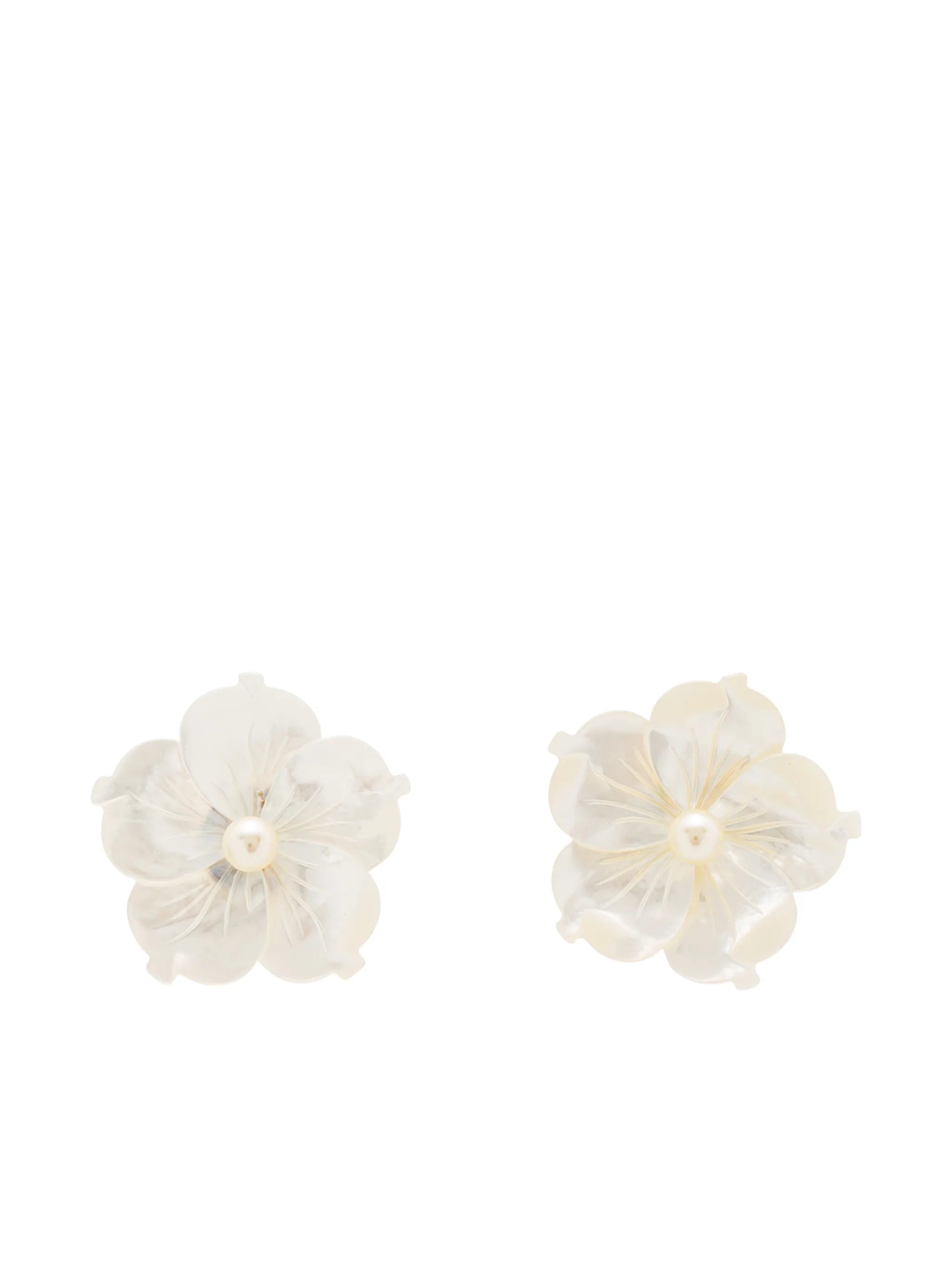 mother-of-pearl flower stud earrings