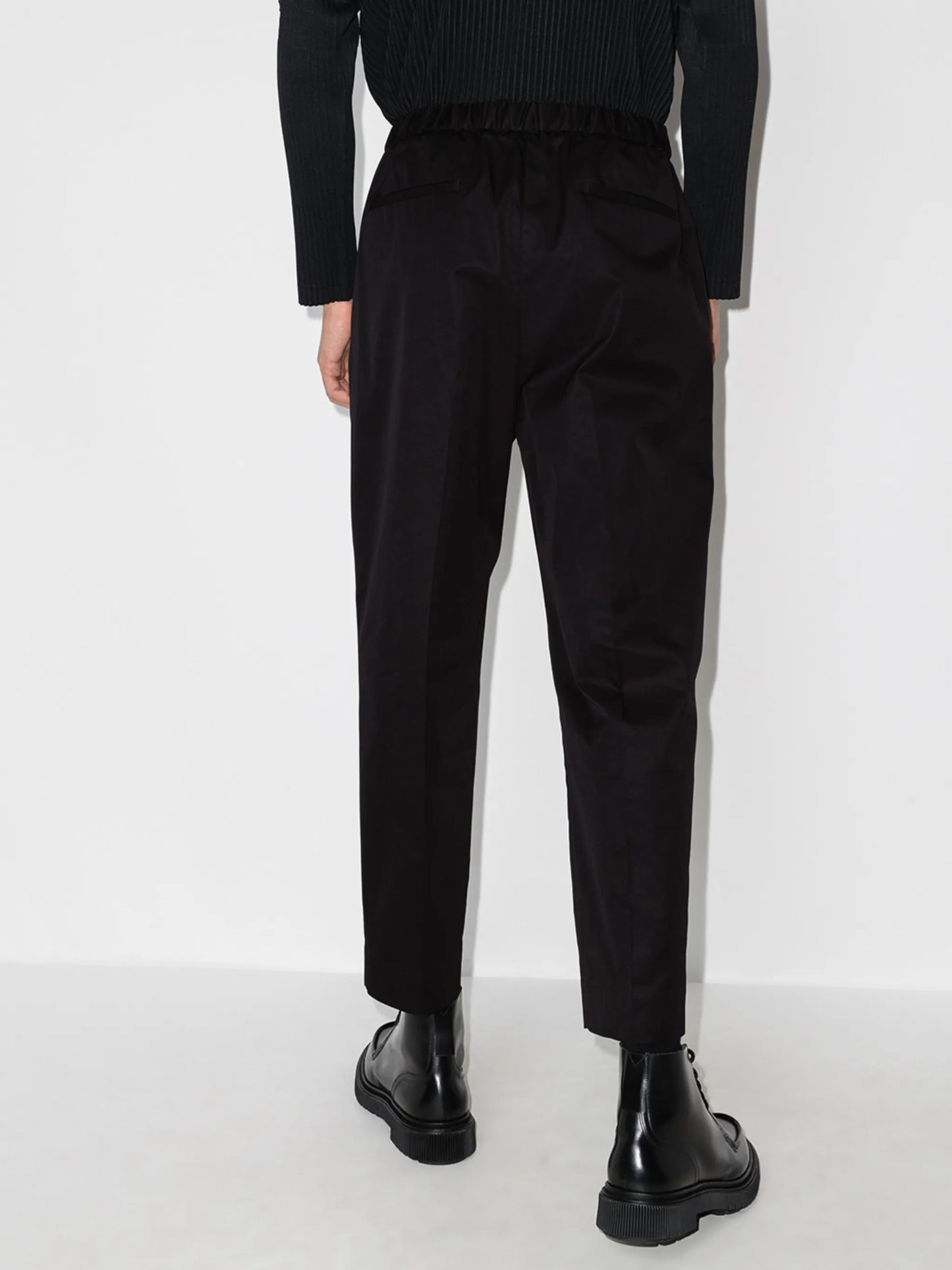 elasticated waistband tapered trousers