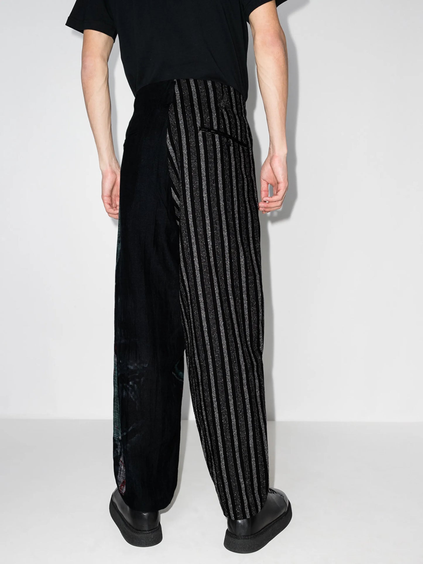 printed wide-leg trousers