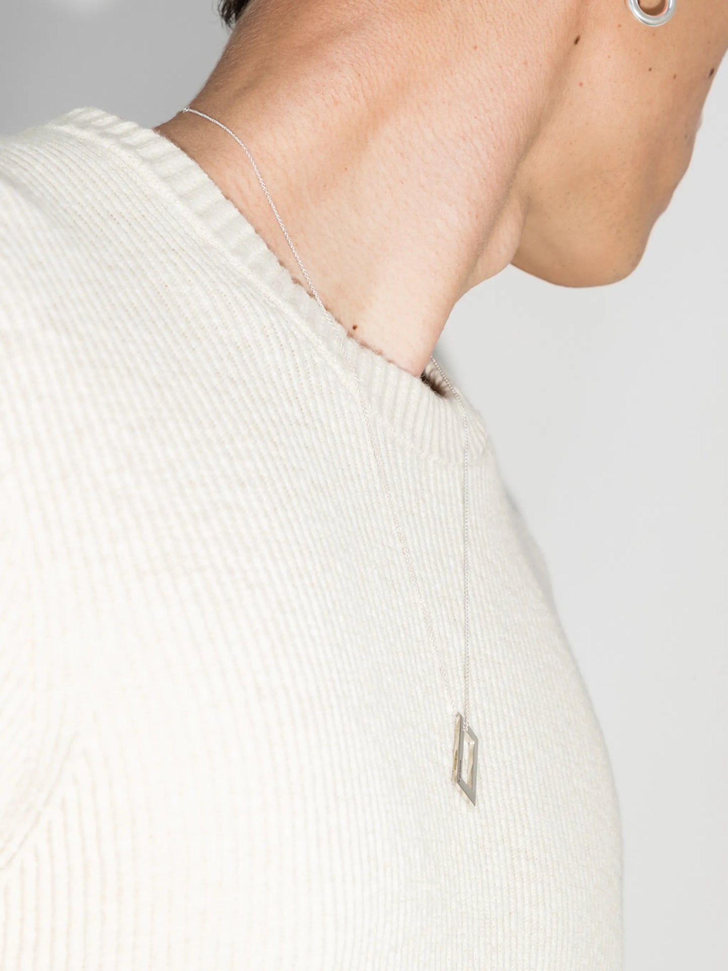 Le 3.4g polished rectangle necklace