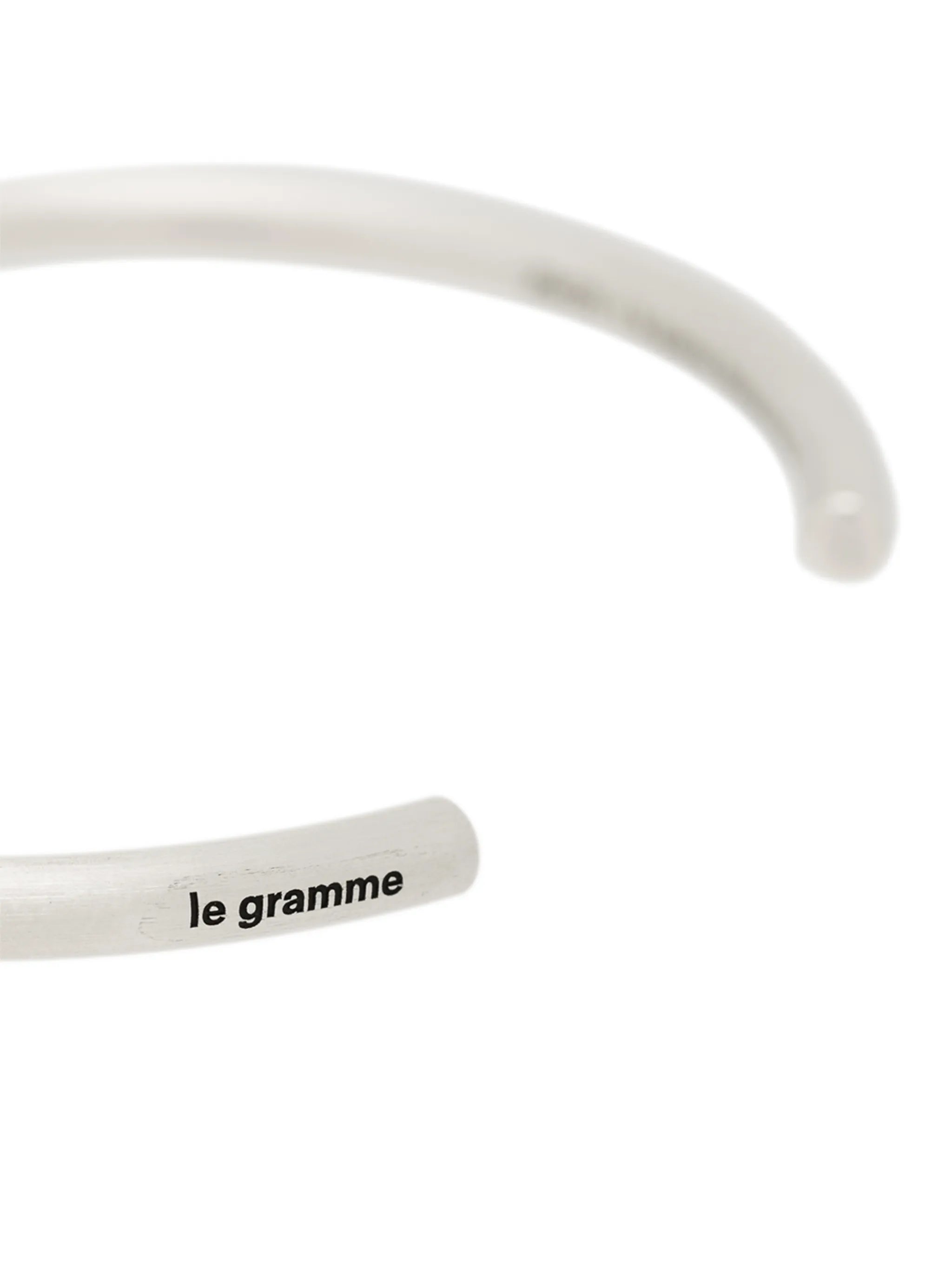 Le 15g brushed bangle bracelet