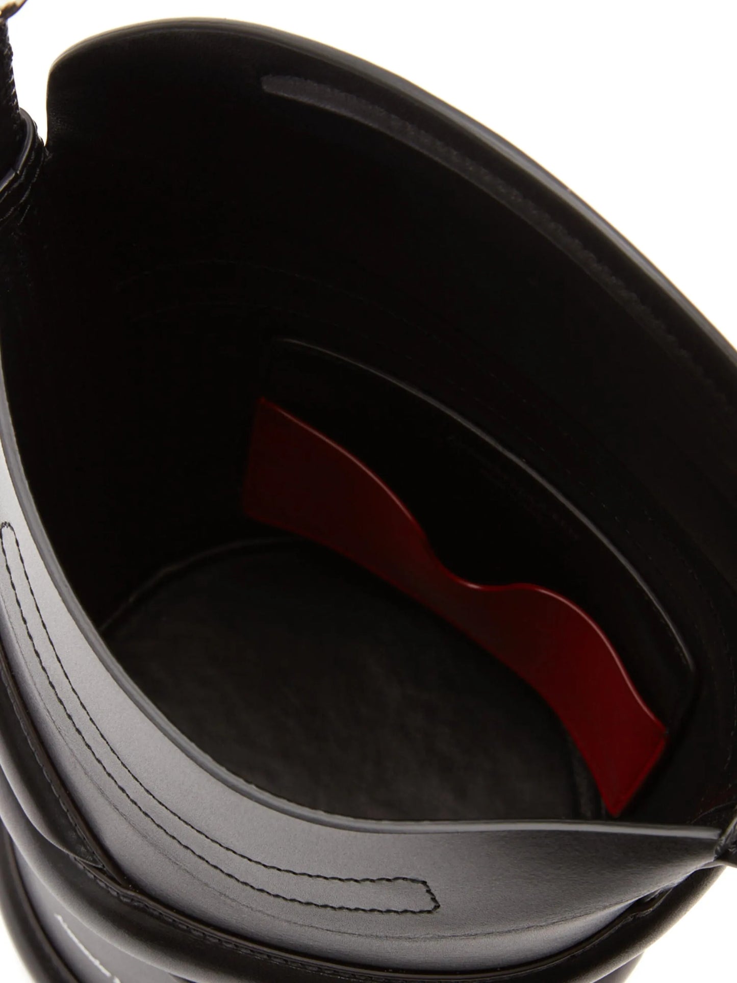 The Curve bucket bag