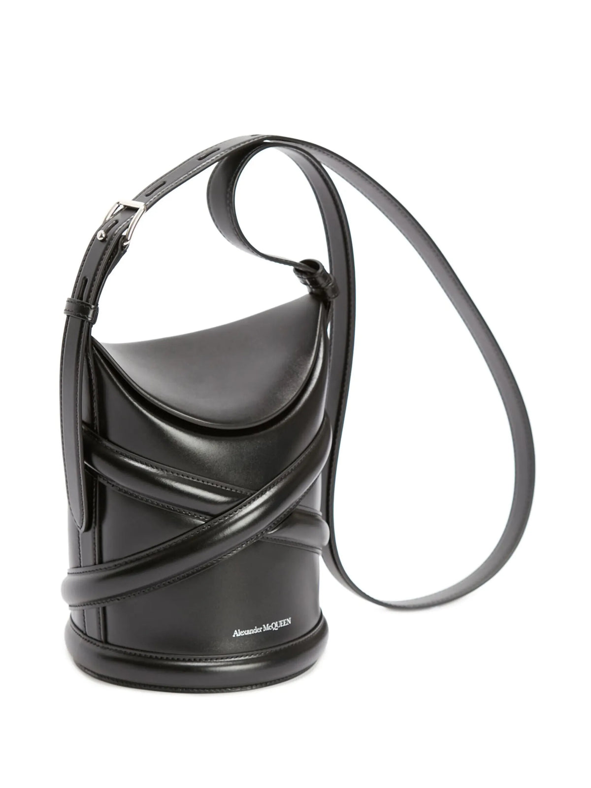 The Curve bucket bag