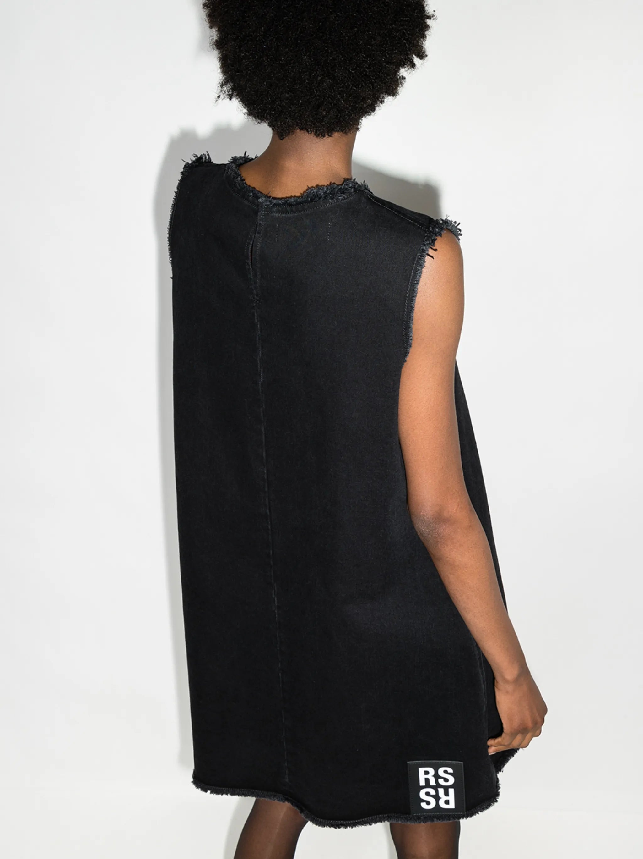 sleeveless denim minidress