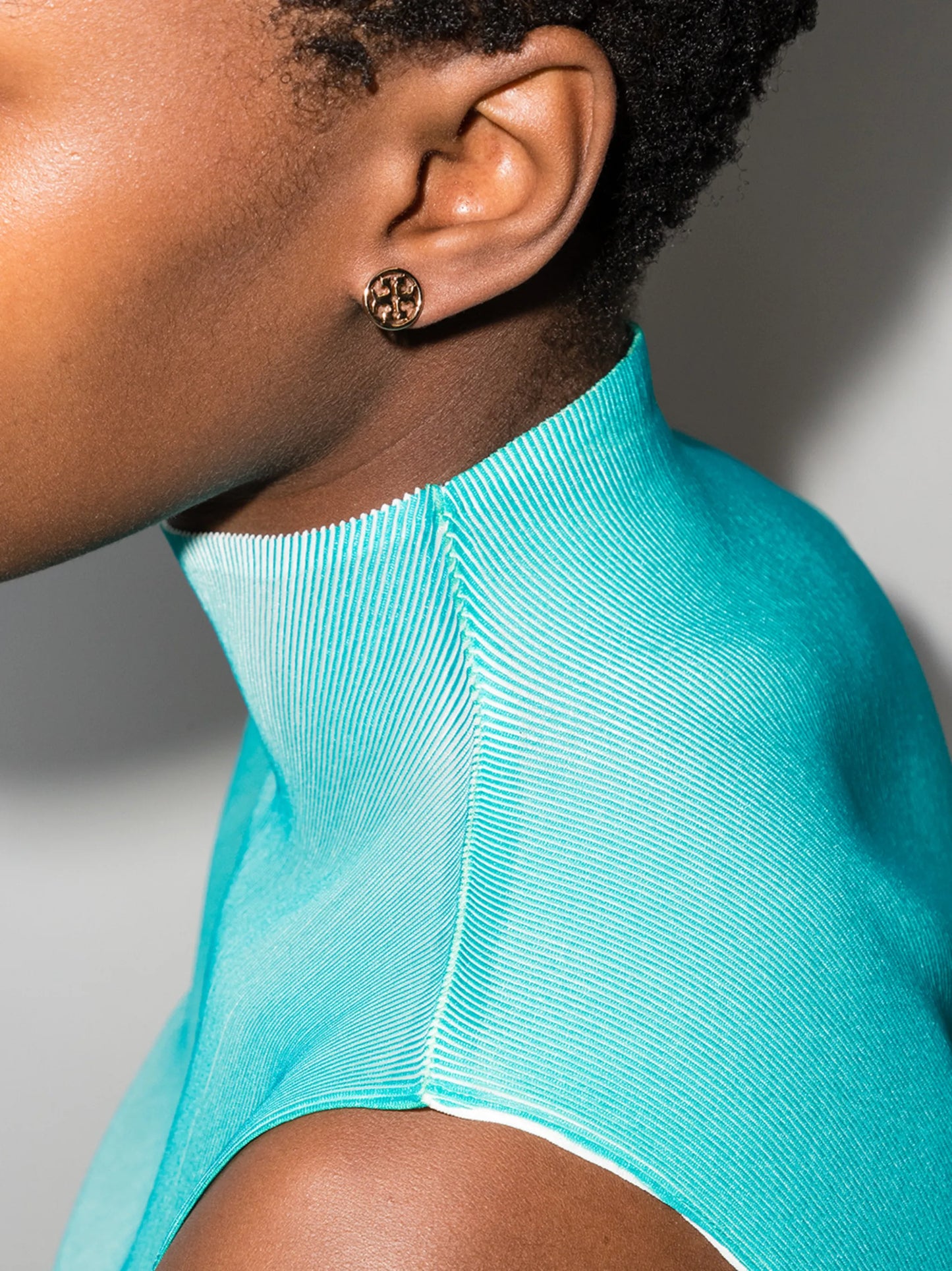 Miller round stud earrings