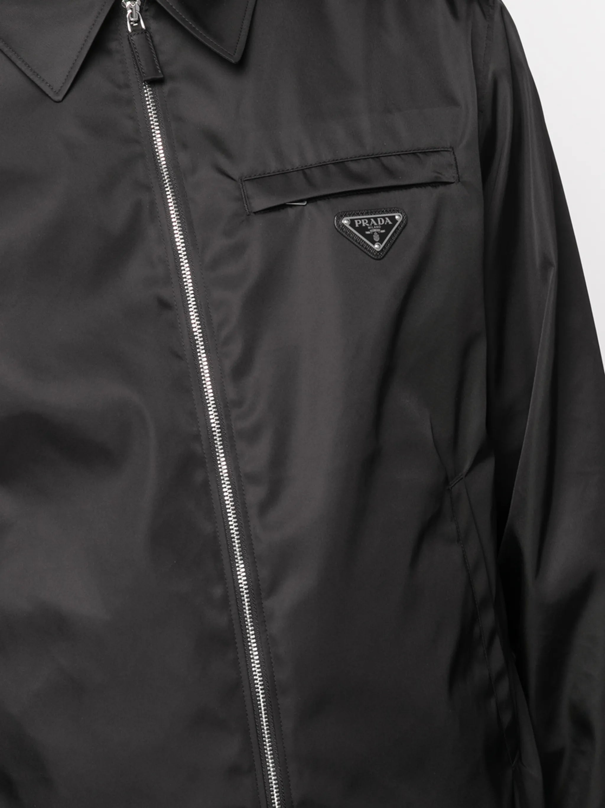 Re-Nylon logo-plaque jacket