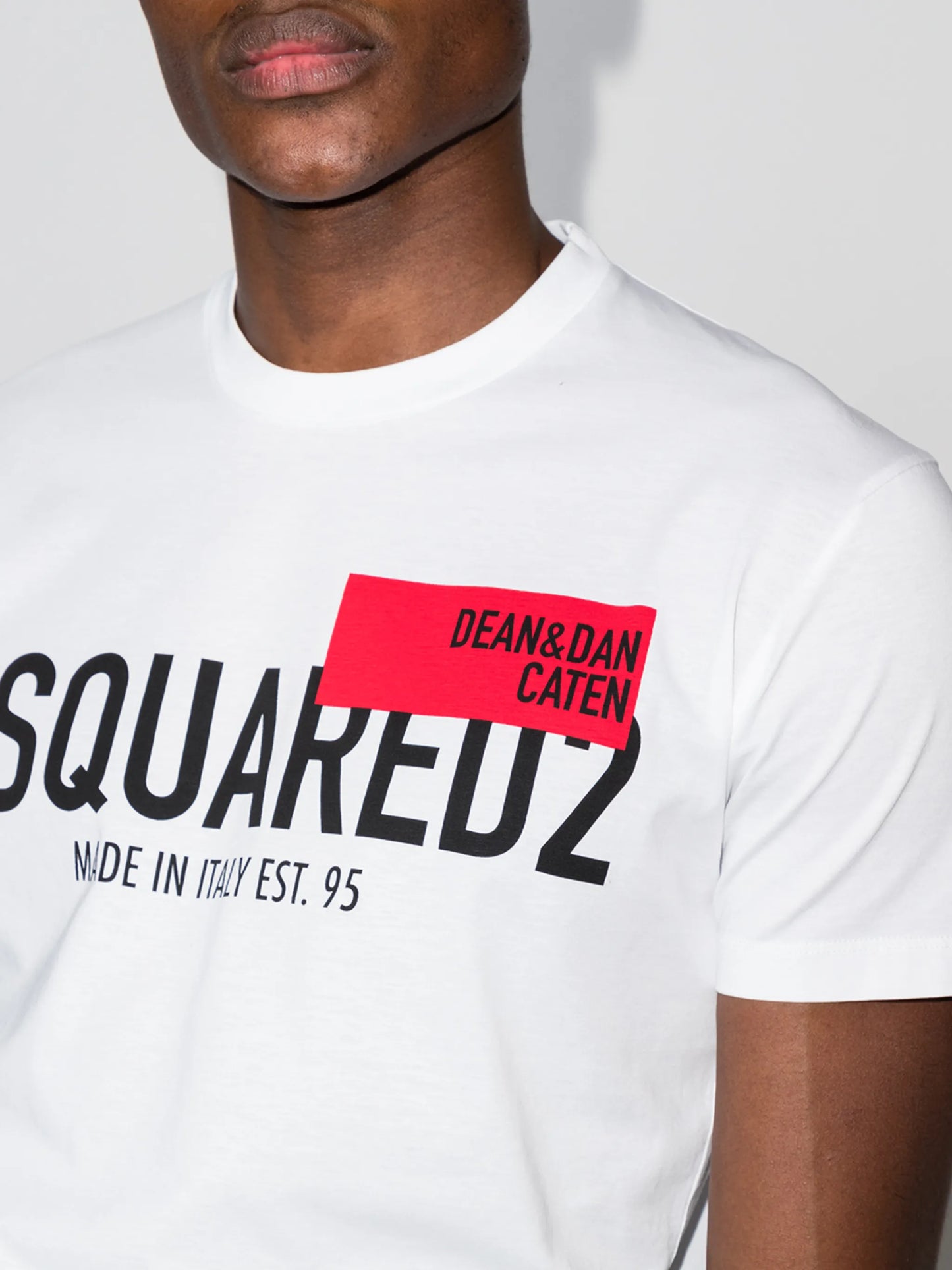 Red Tag logo-print T-shirt