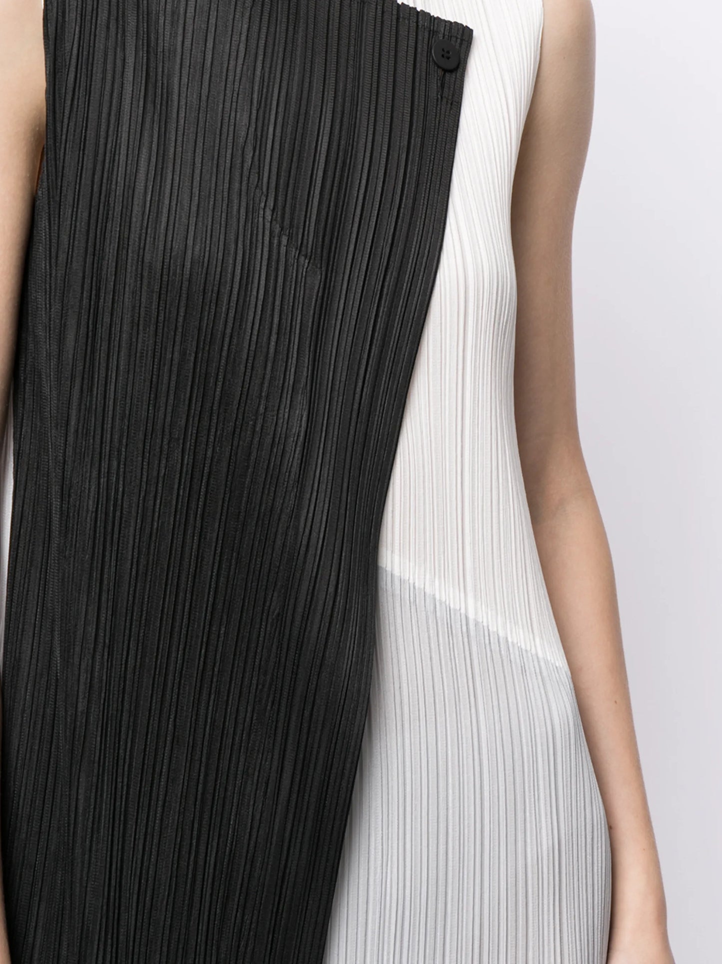 Collage plisse-effect dress
