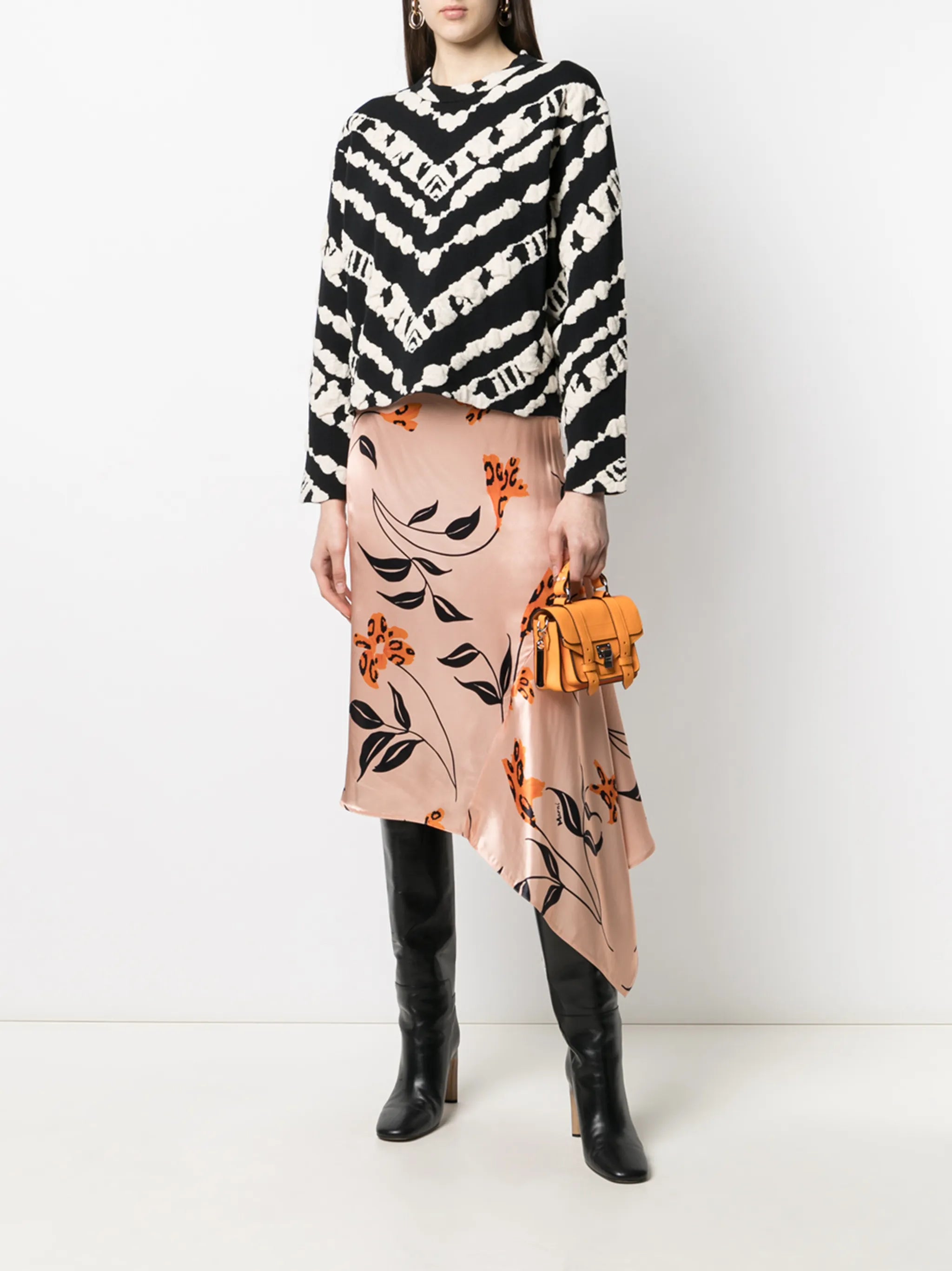 floral-print satin skirt