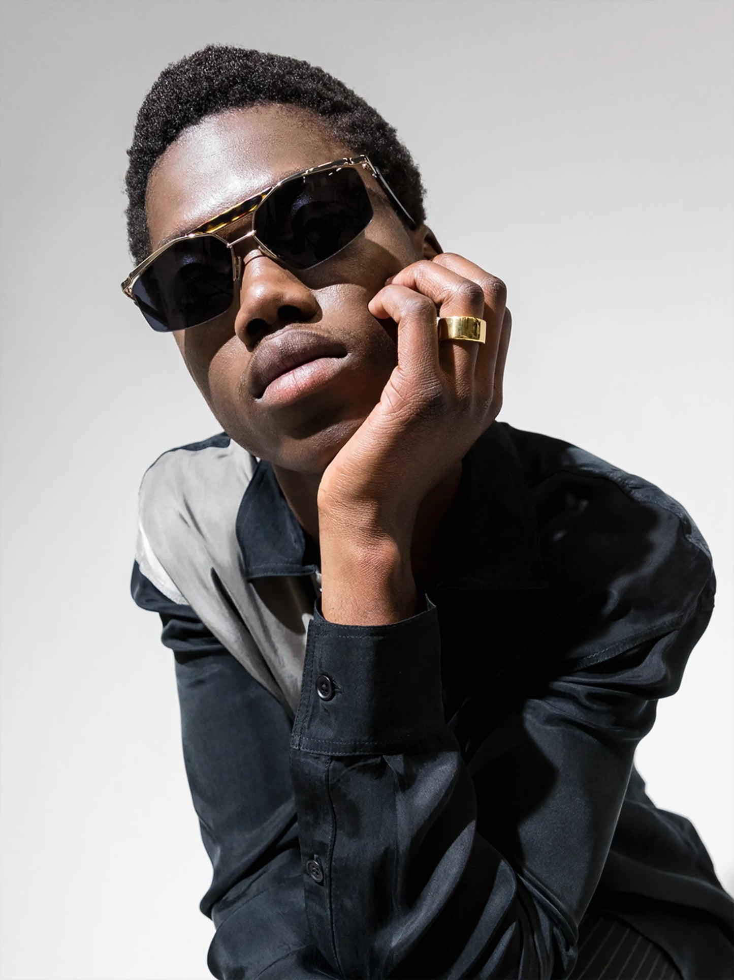 futuristic rectangular-frame sunglasses