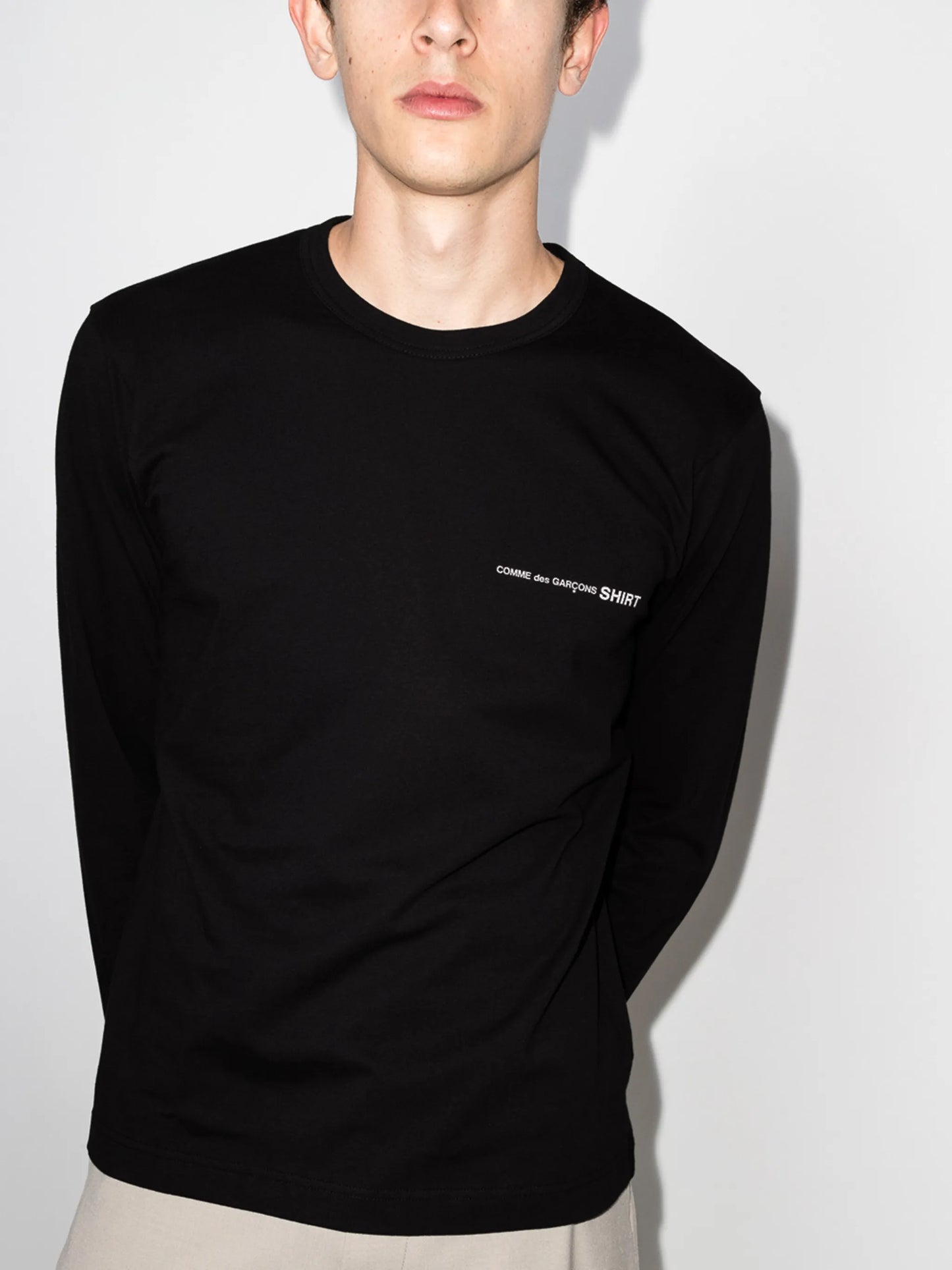 small logo long-sleeve T-shirt