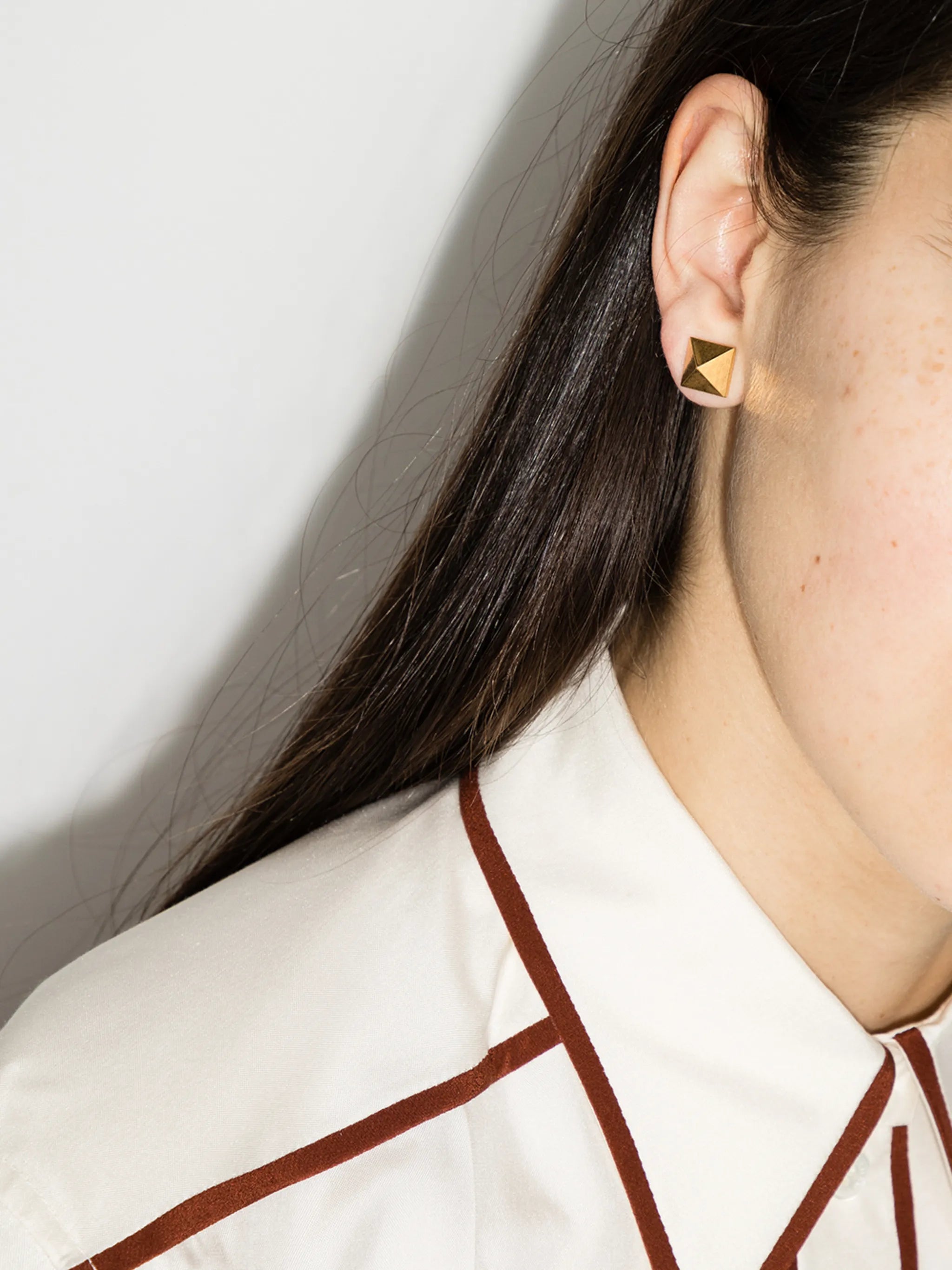 Rockstud stud earrings