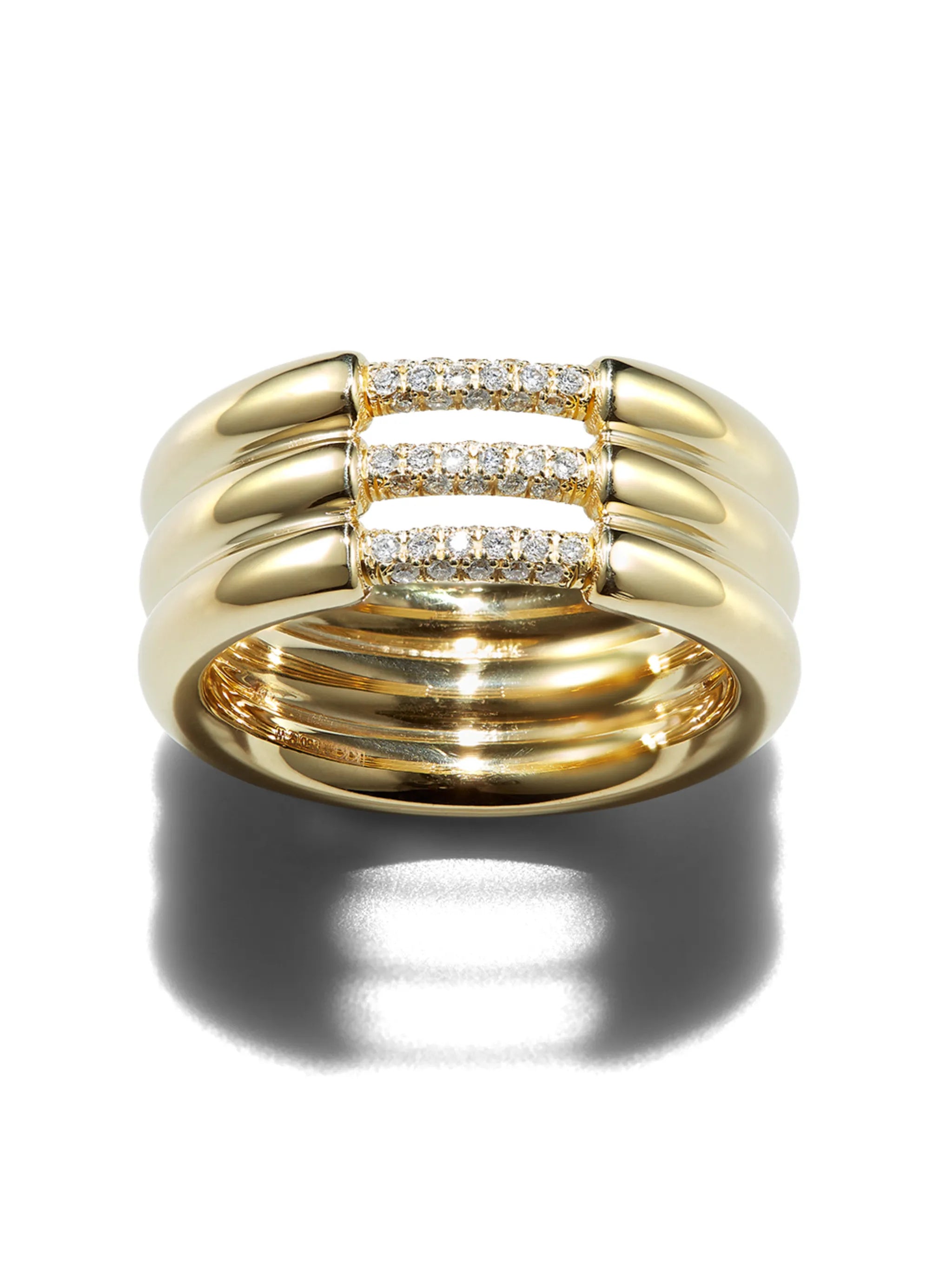 18kt yellow gold diamond ring
