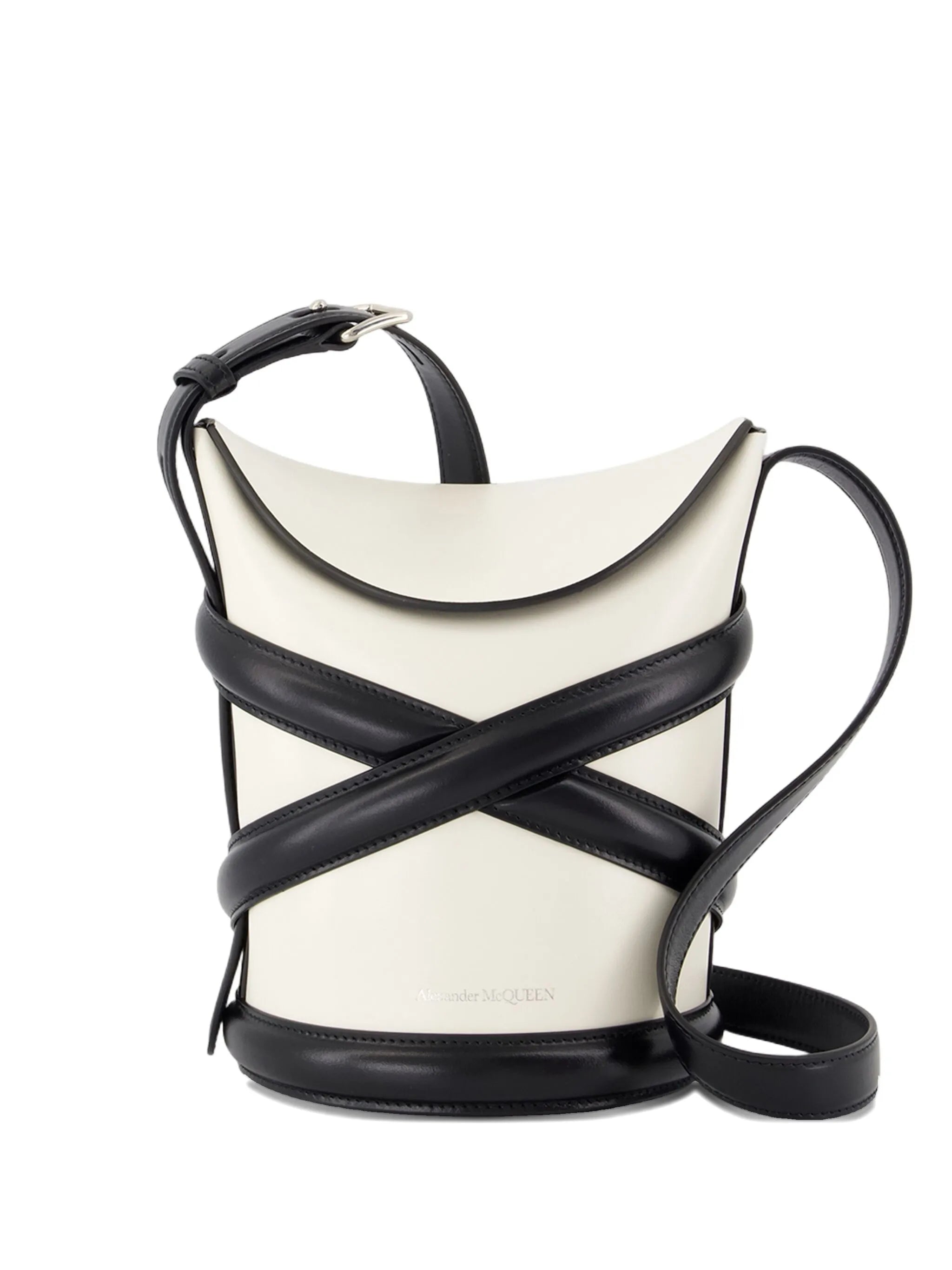 The Curve bucket bag