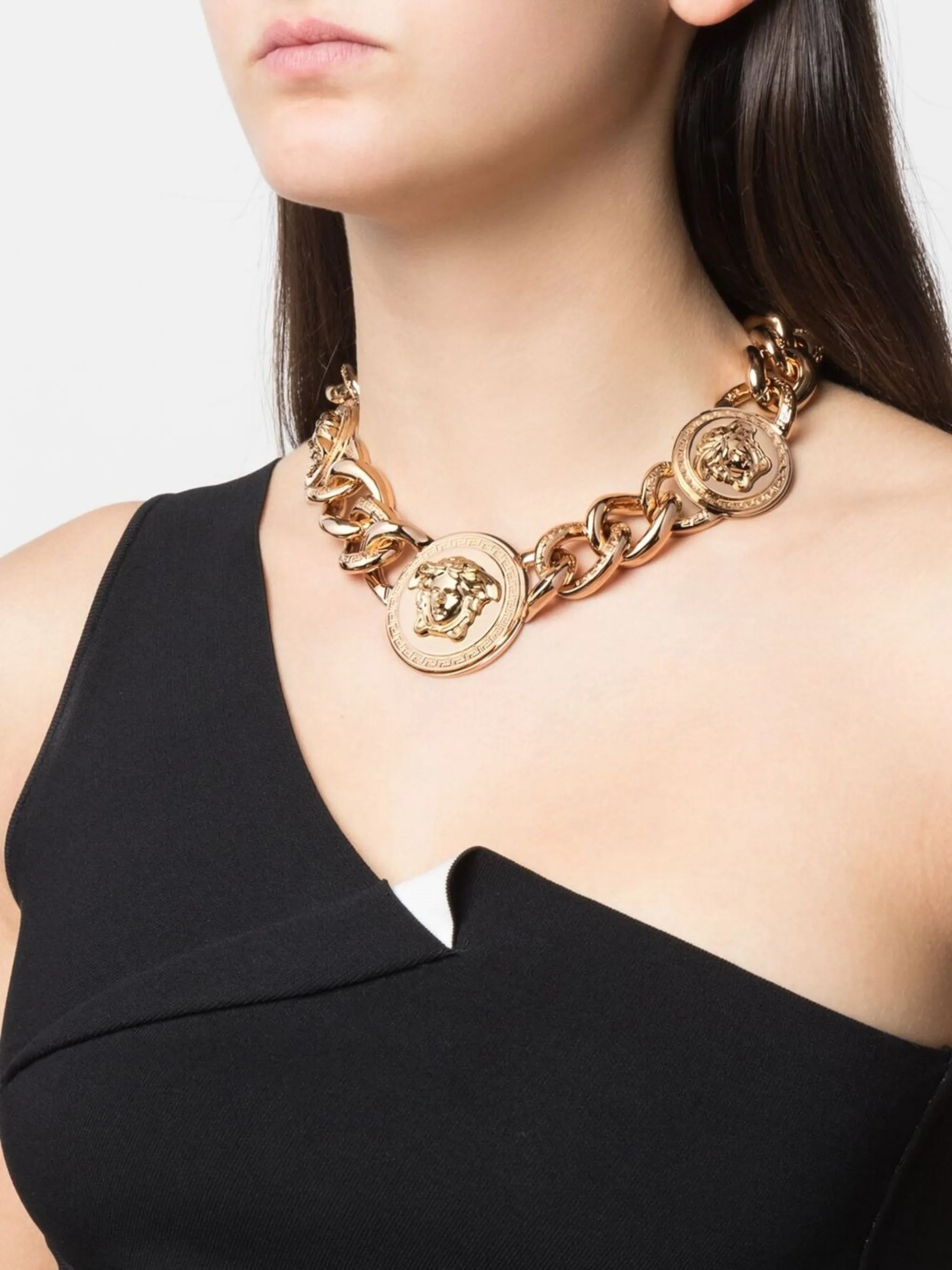 Medusa chain necklace