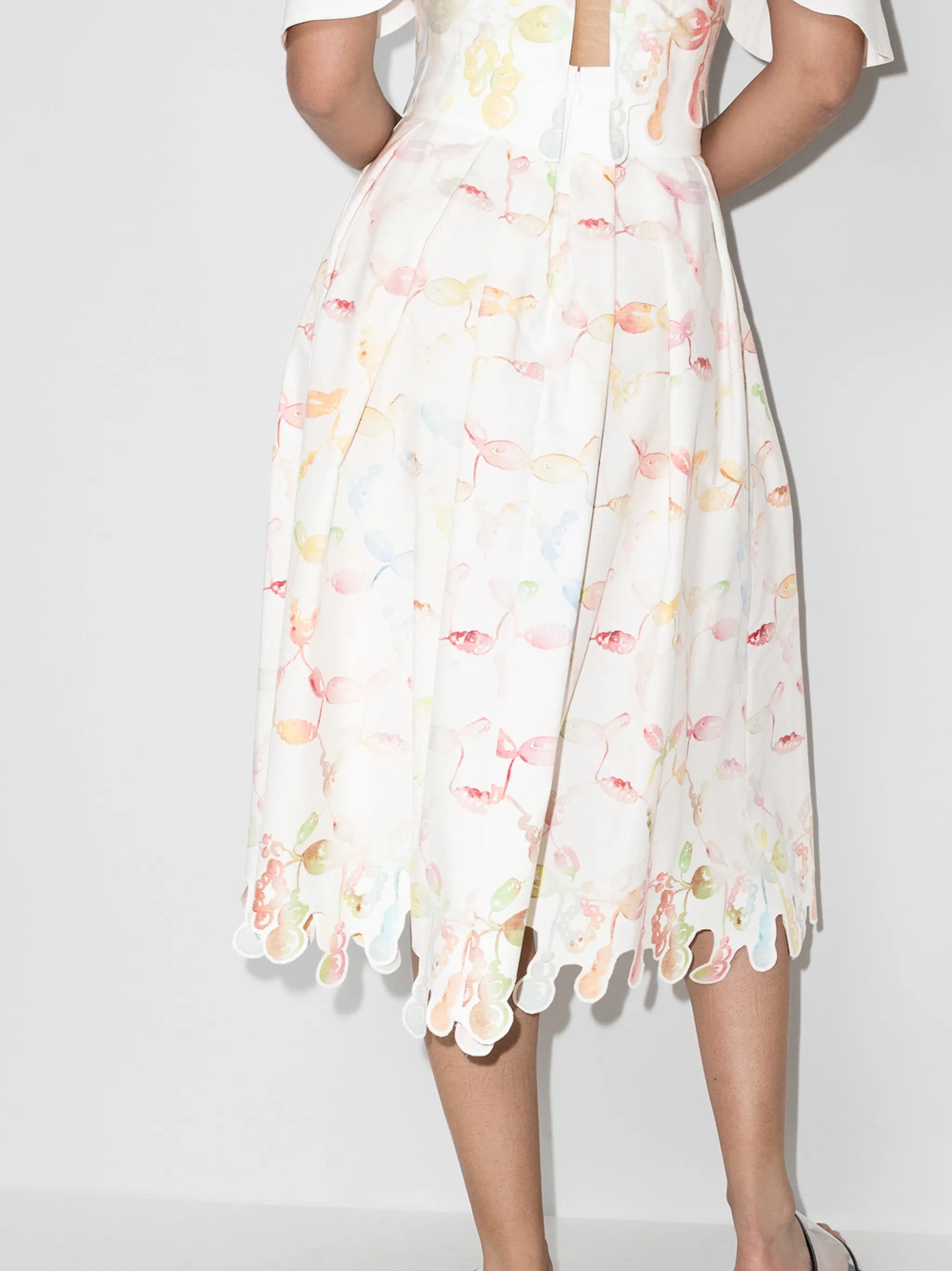 scalopped high-waisted skirt