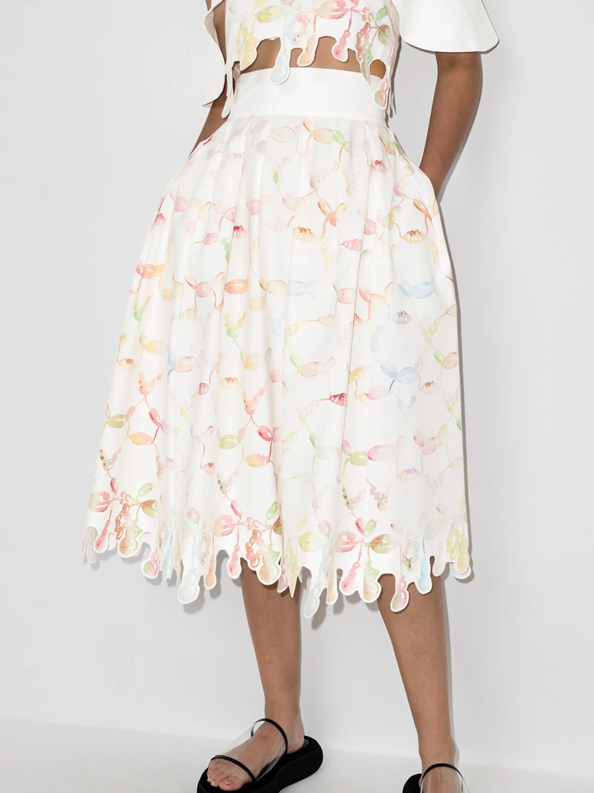 scalopped high-waisted skirt