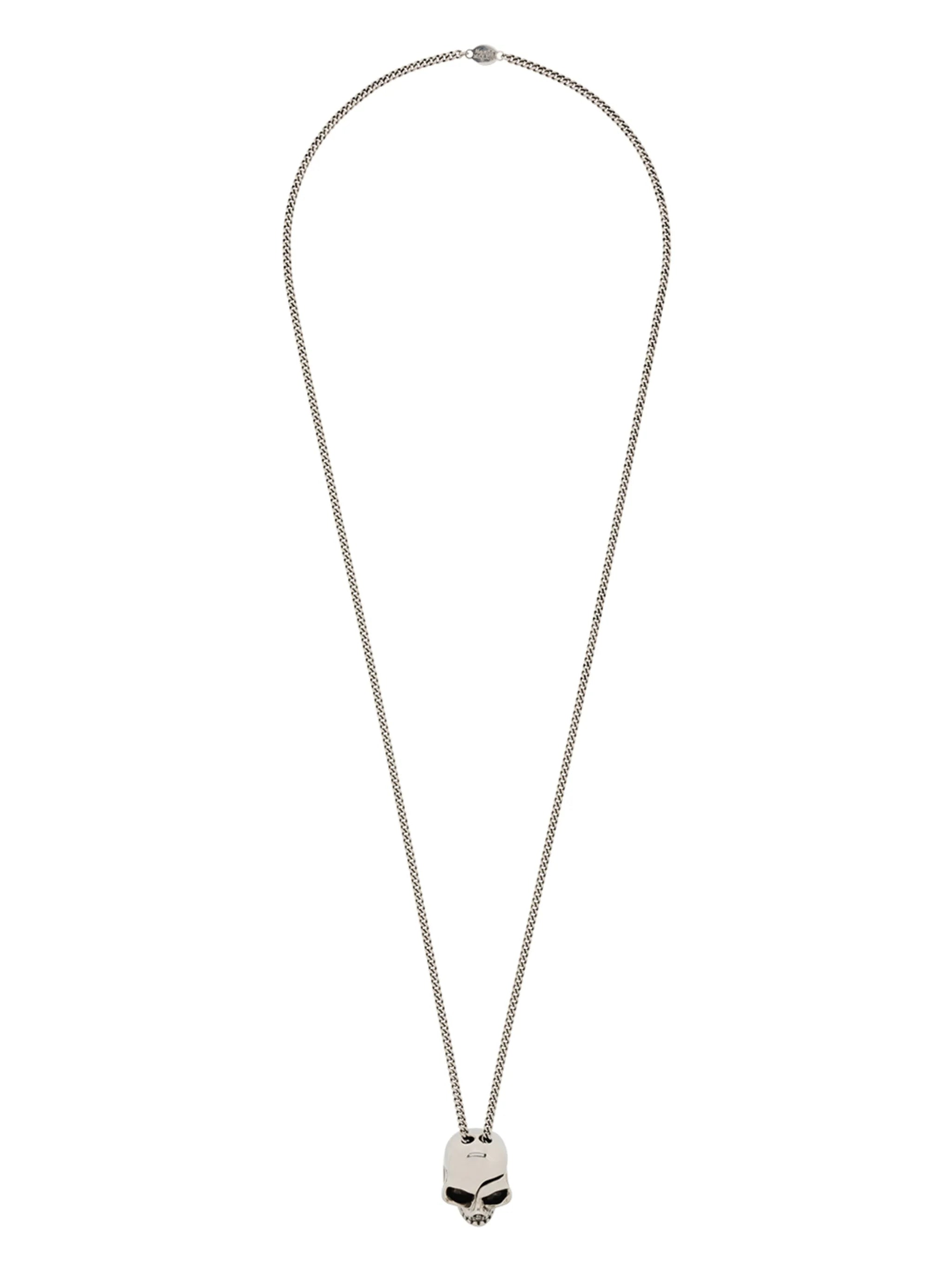skull pendant necklace