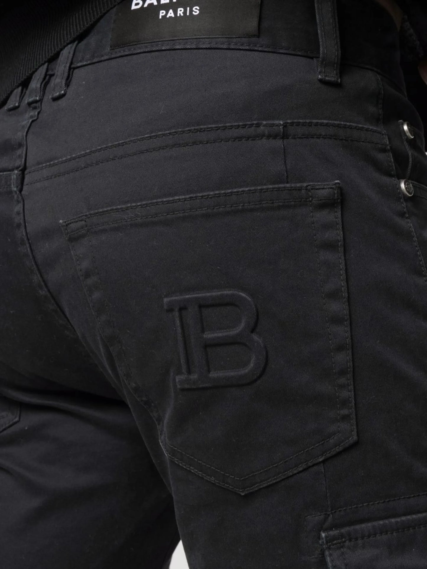 B-embossed cargo jeans