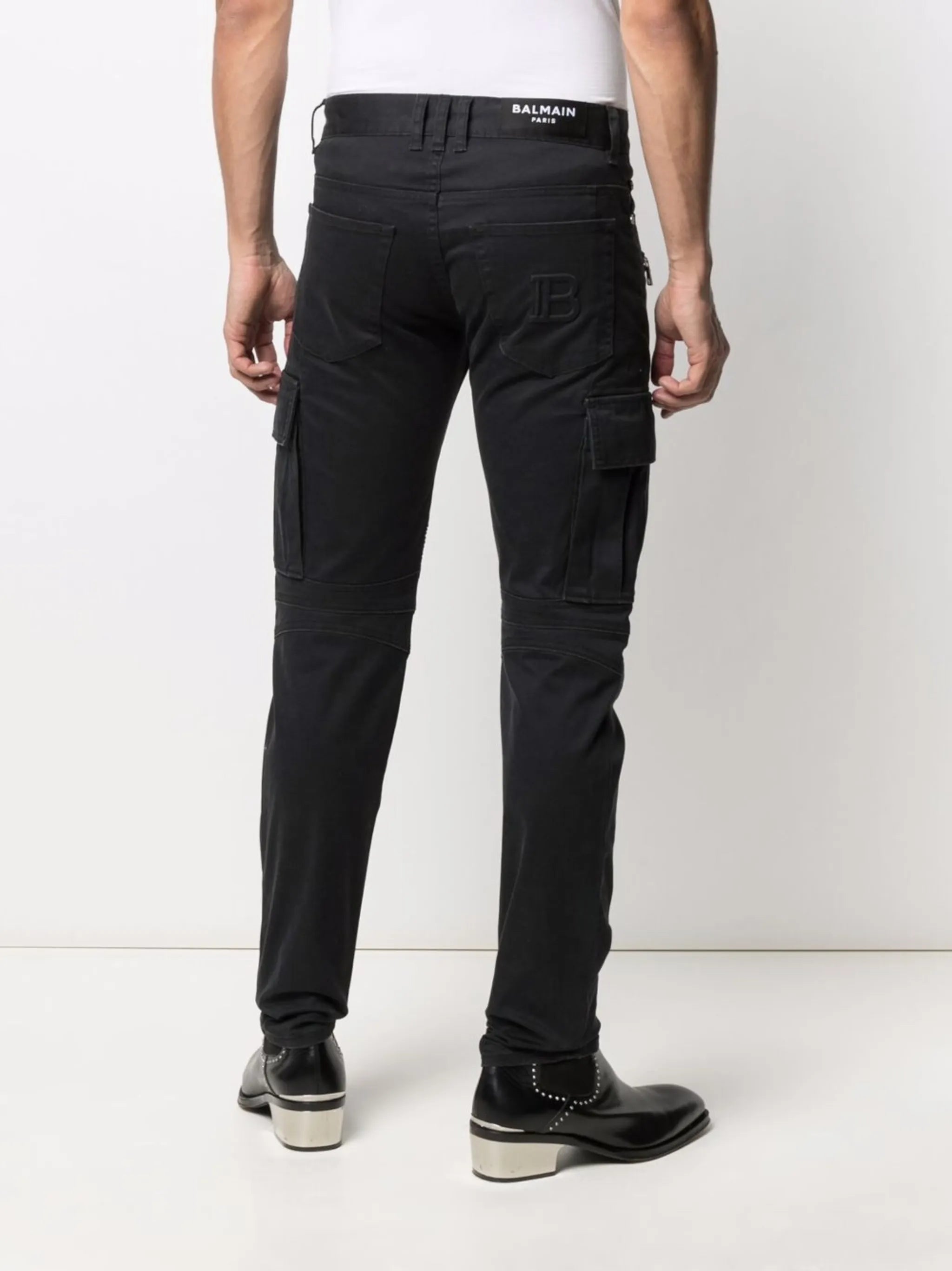 B-embossed cargo jeans