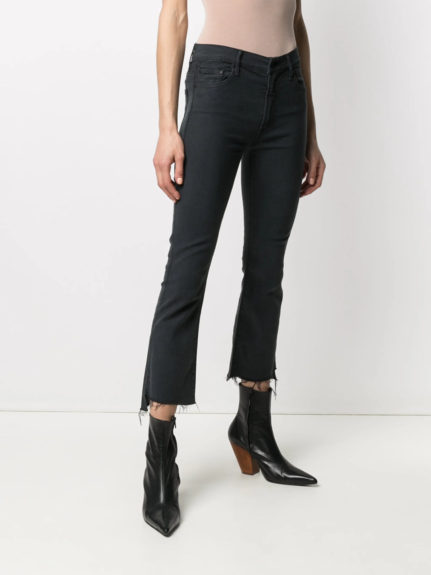 The Insider Crop Step Fray jeans