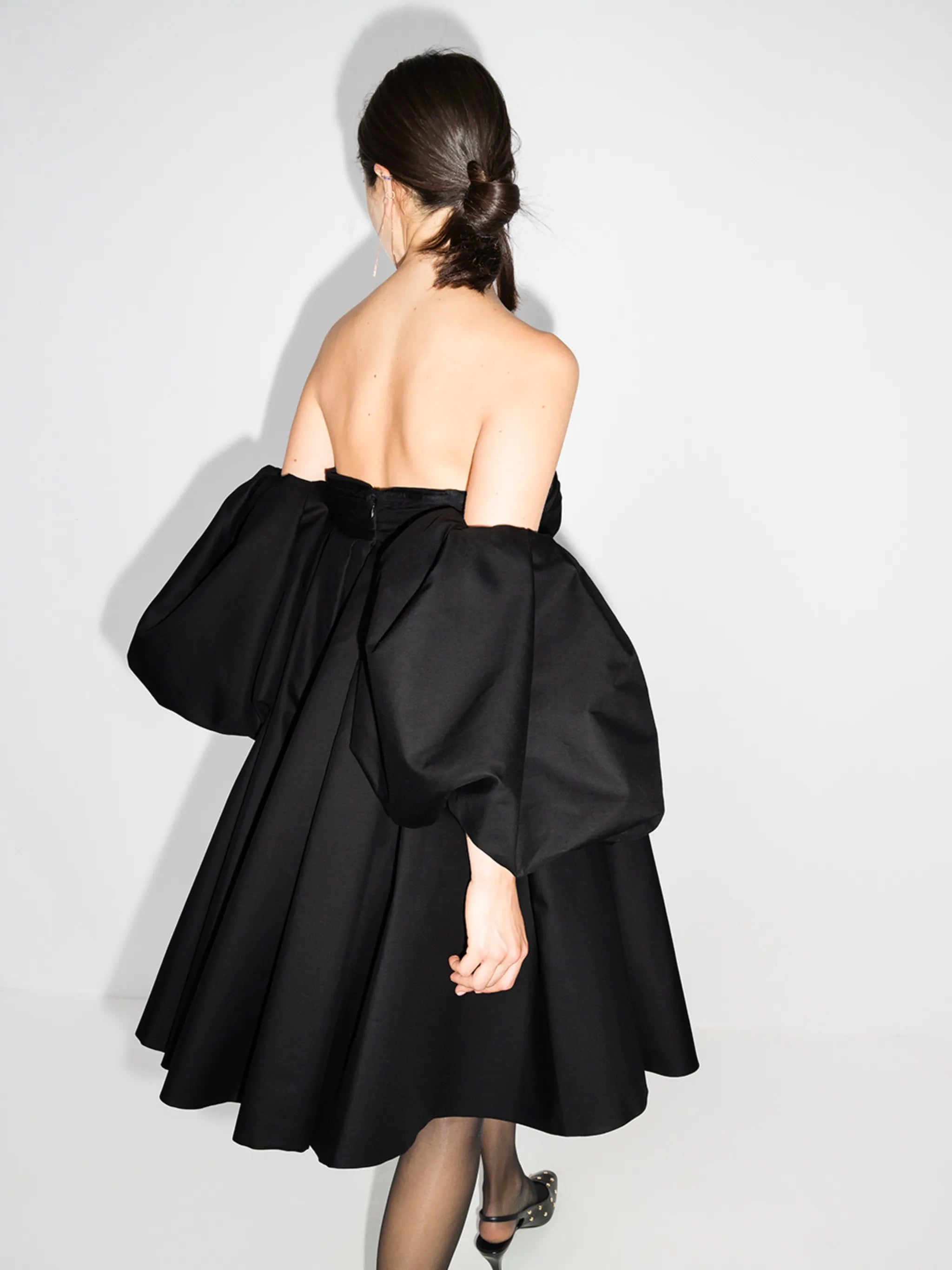 Katerina off-shoulder voluminous dress