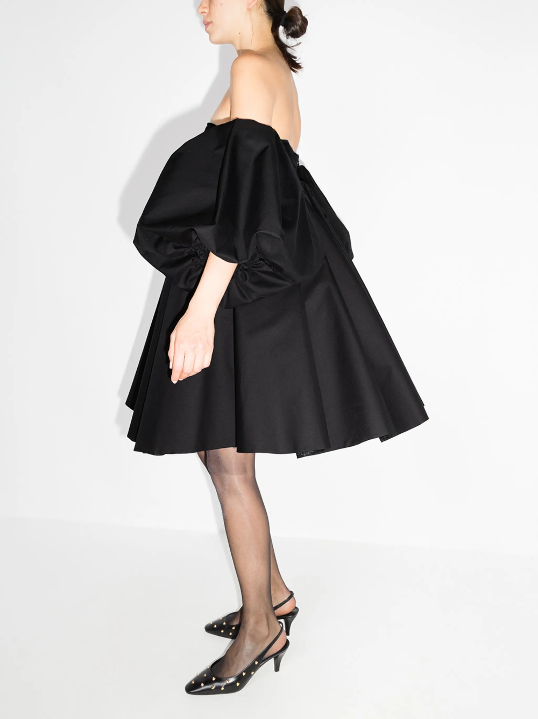 Katerina off-shoulder voluminous dress