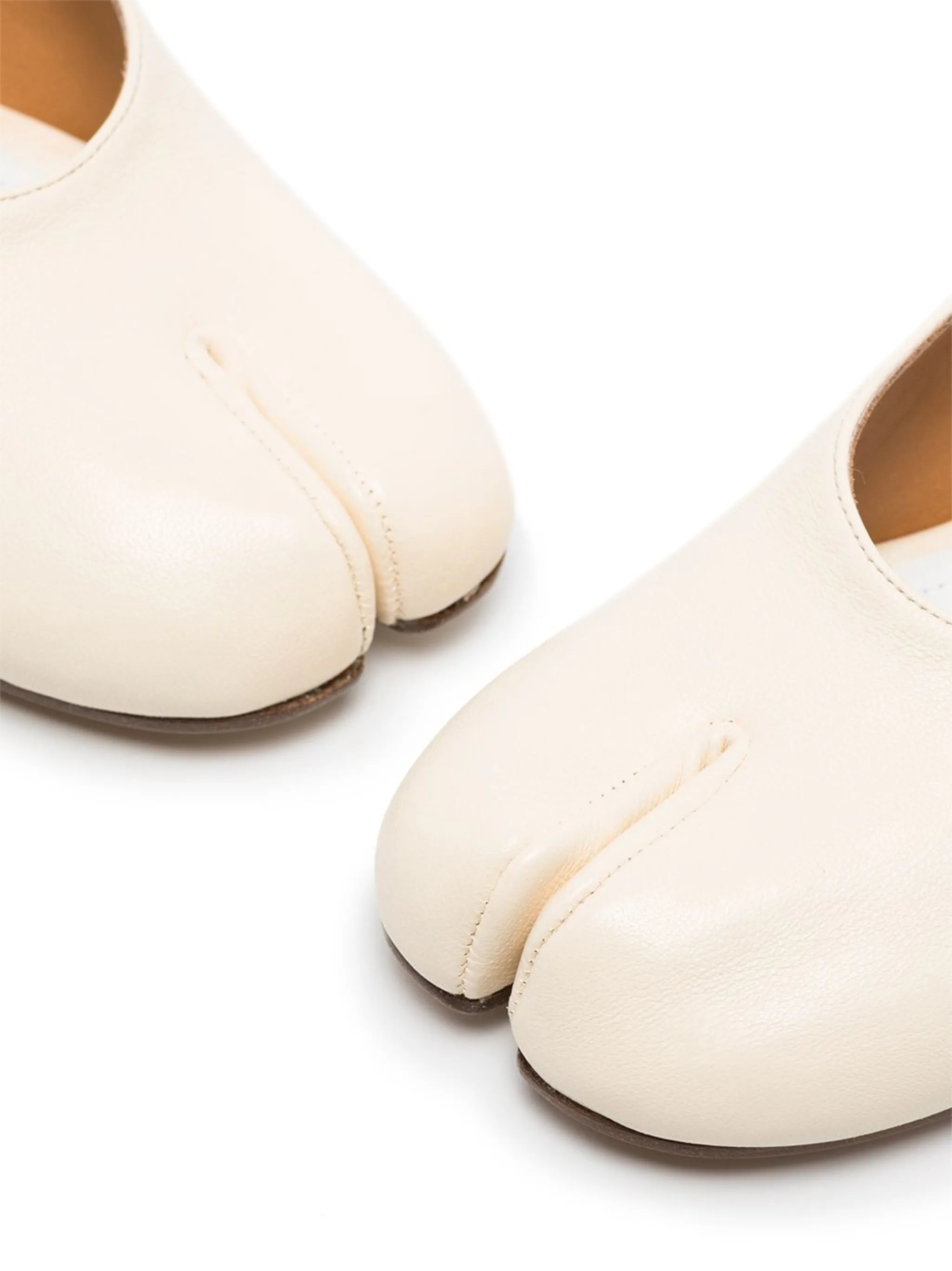 60mm Tabi slingback pumps