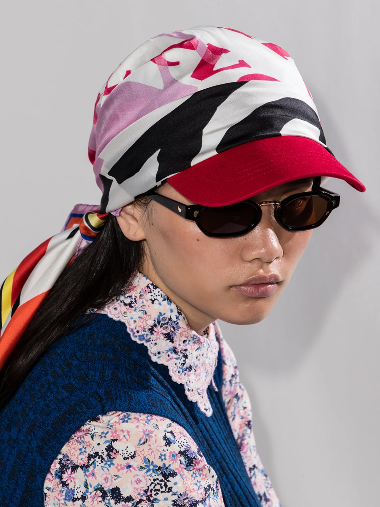 Weco oval-frame sunglasses