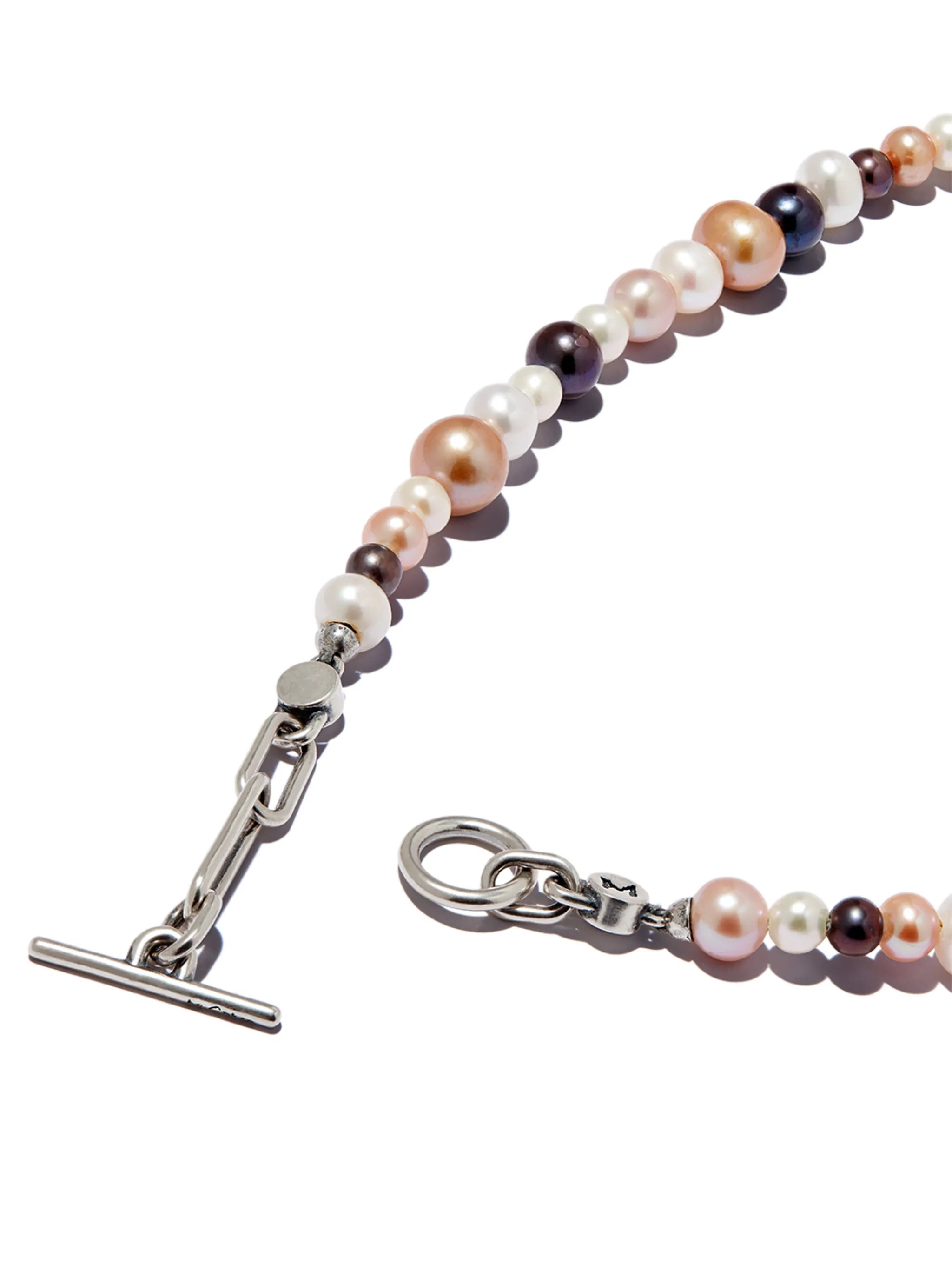 Pina Linka pearl necklace