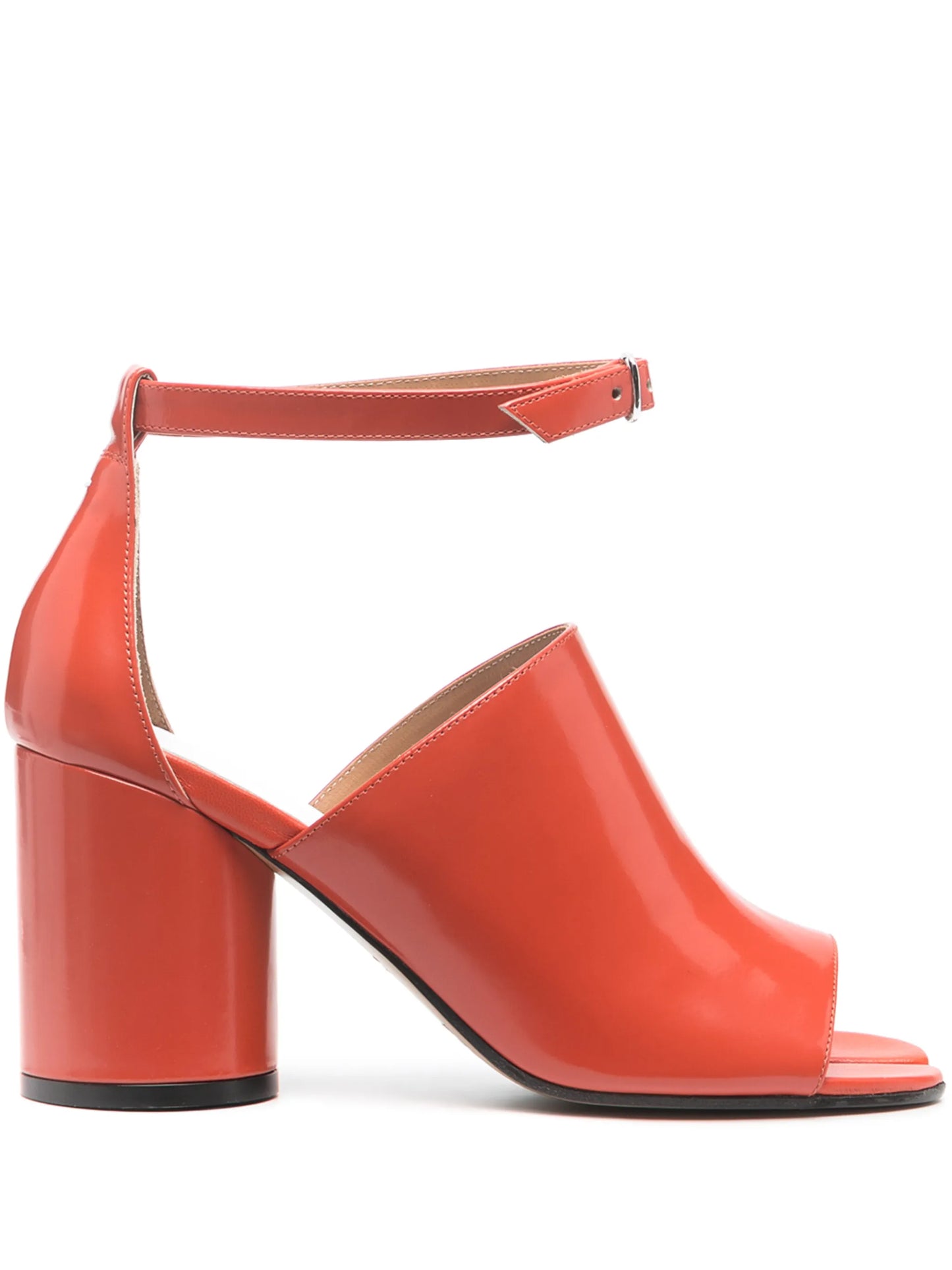 Tabi-toe sandals