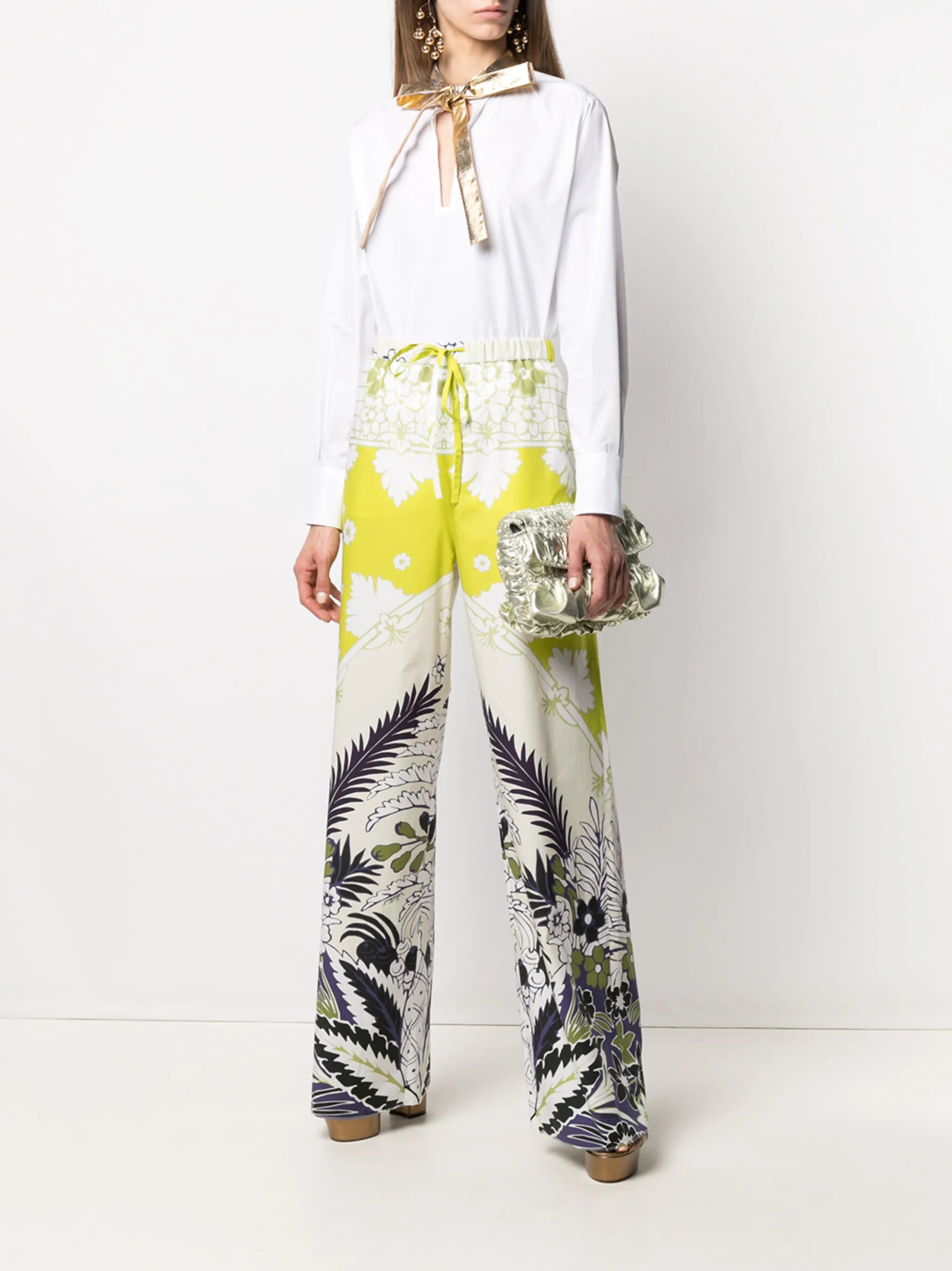 floral-print trousers