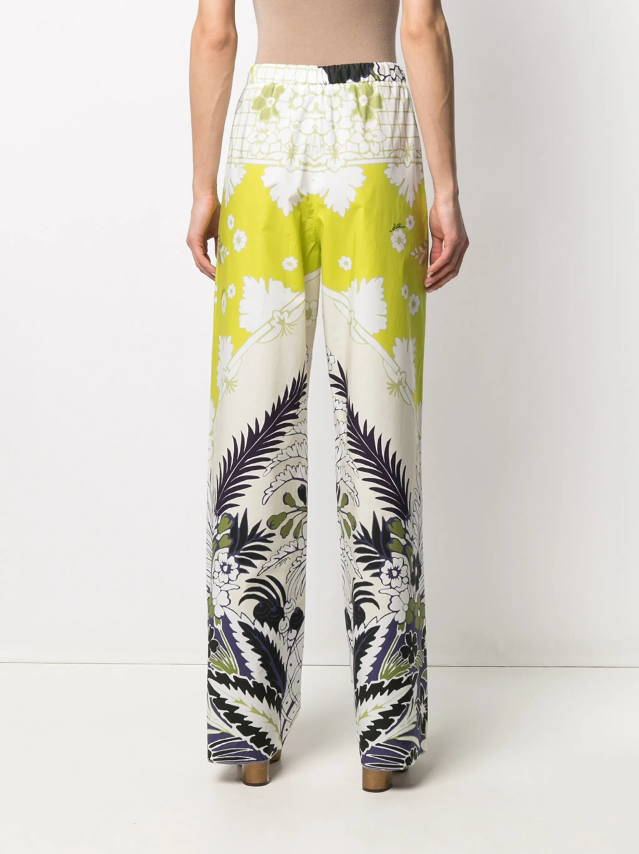 floral-print trousers