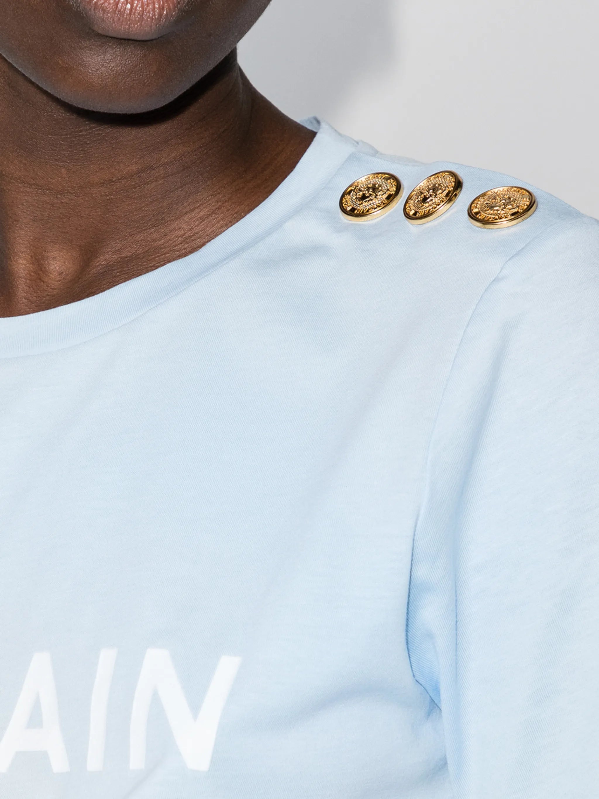 logo three-button T-shirt