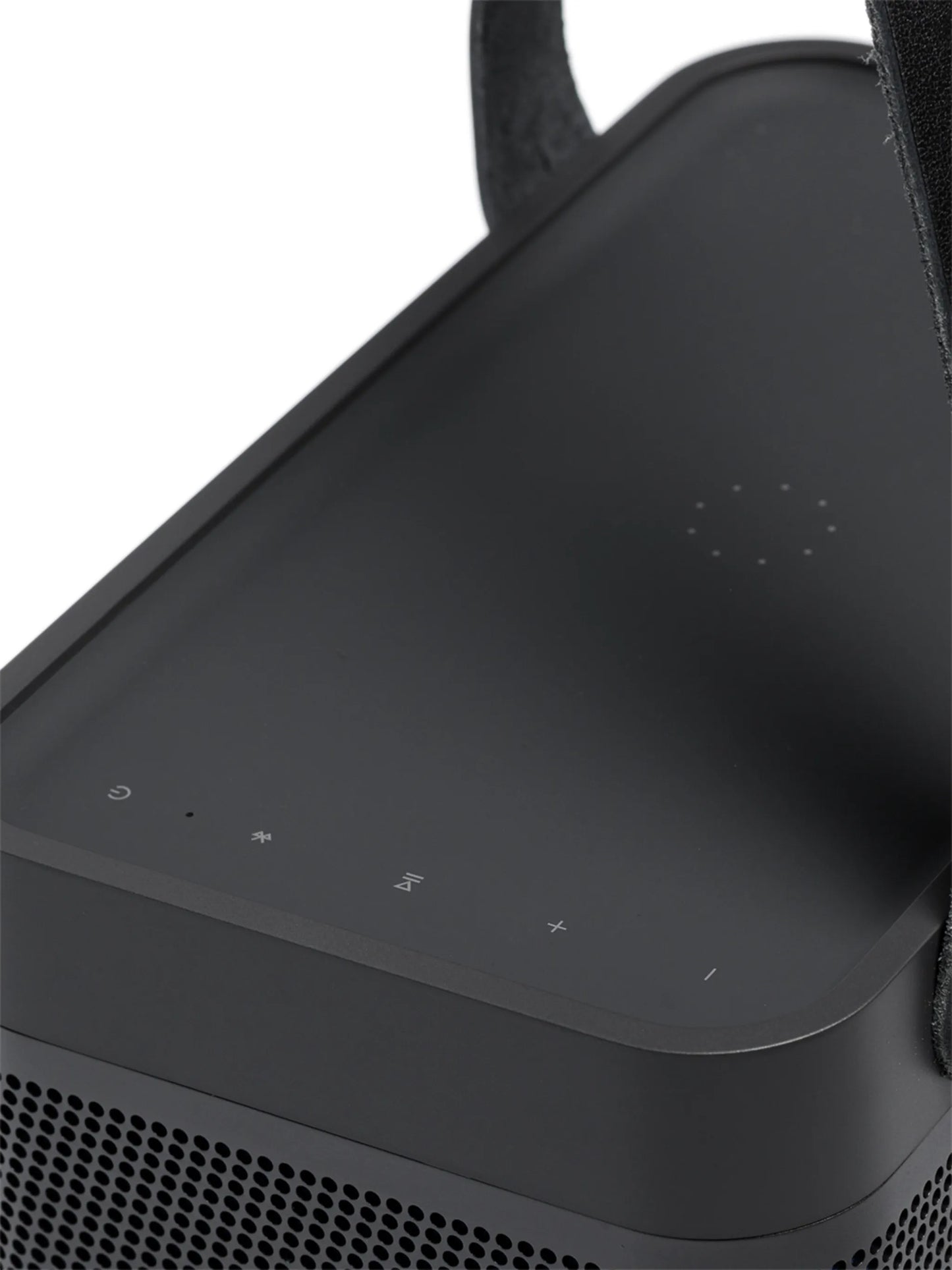 Beolit 20 bluetooth wireless speaker