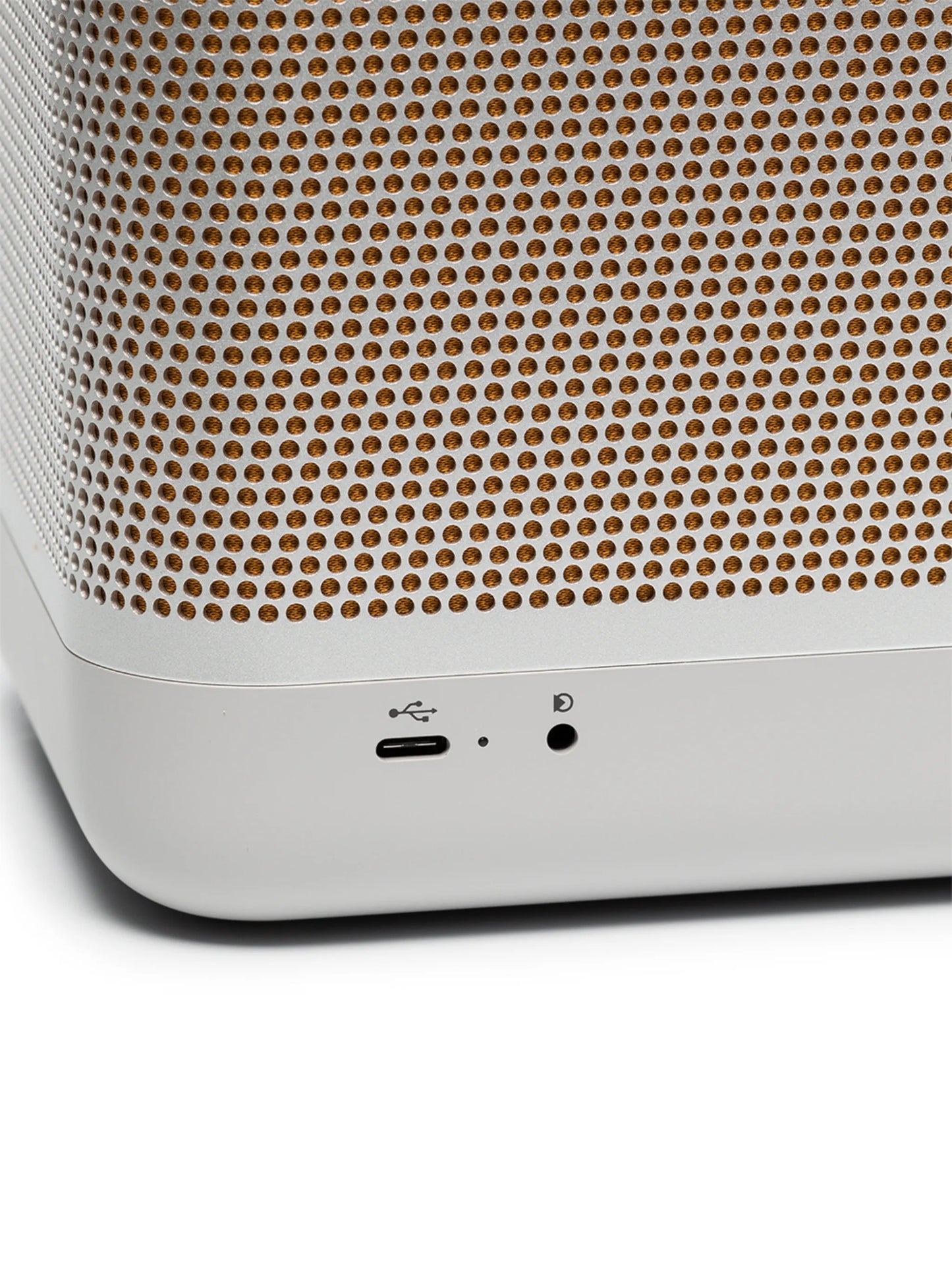Beolit 20 wireless speaker