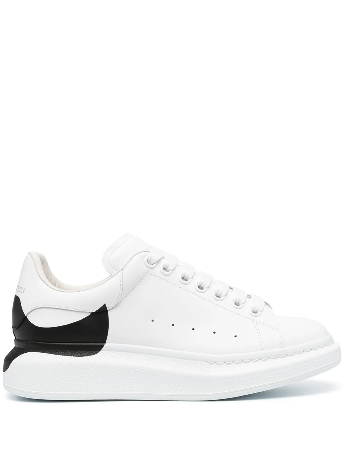 Oversized low-top sneakers
