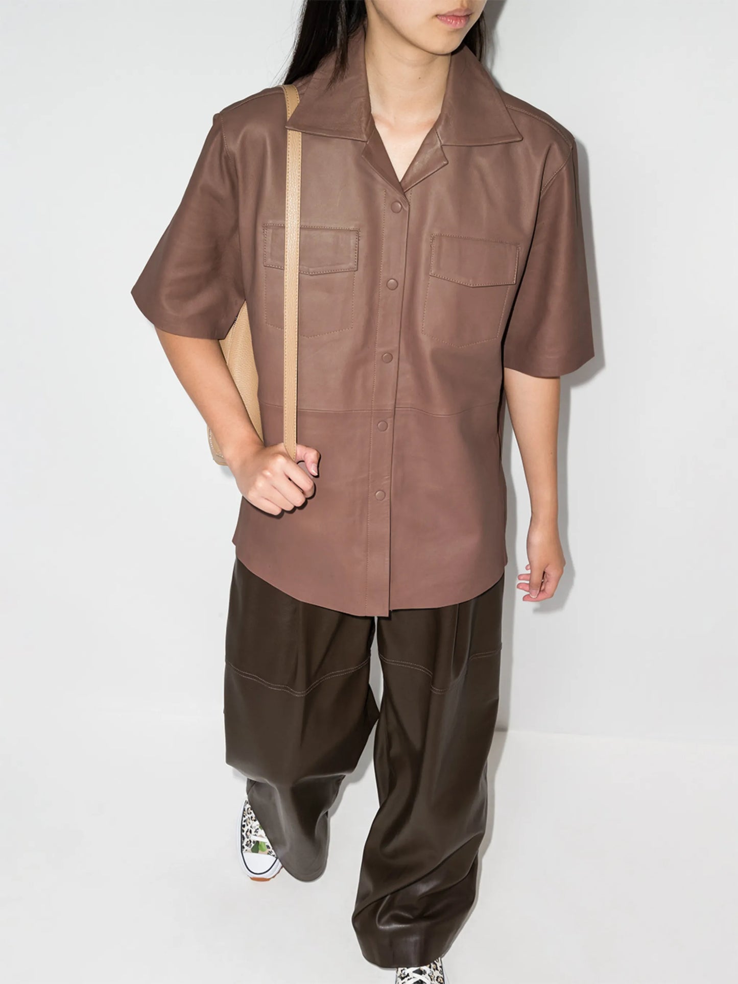 Jocy short-sleeve leather shirt
