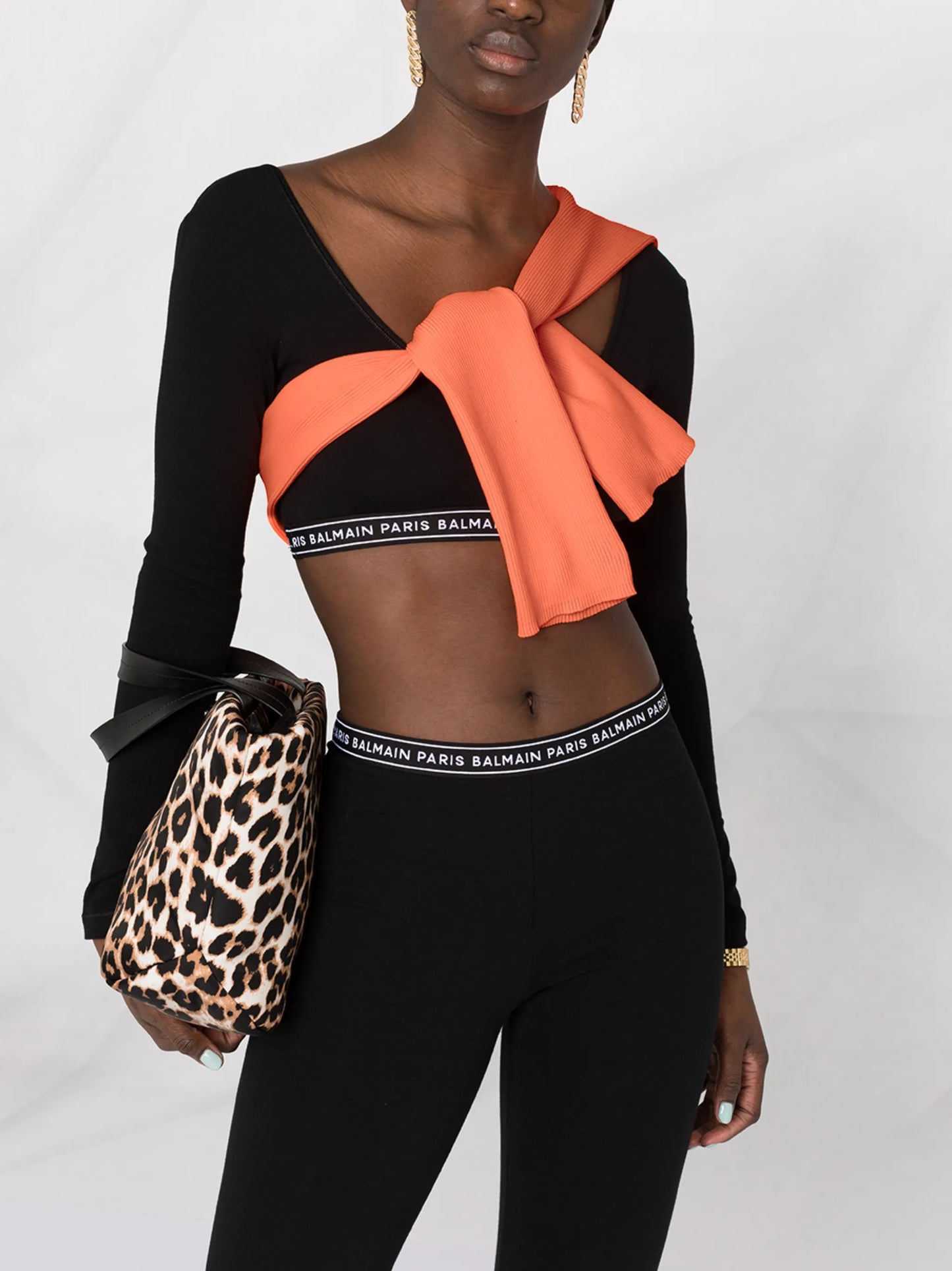 logo trim cropped top
