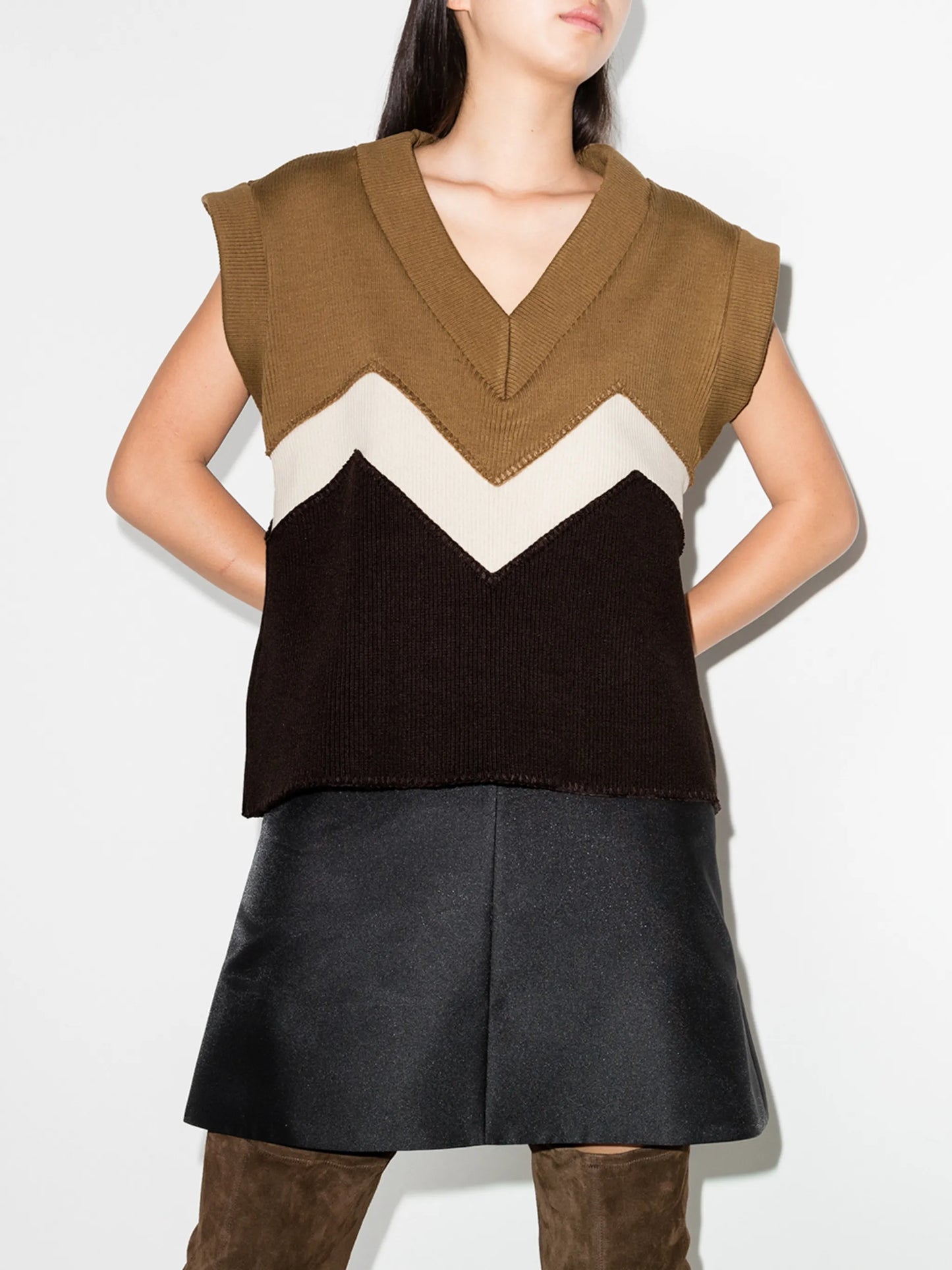 Kenna V-neck vest
