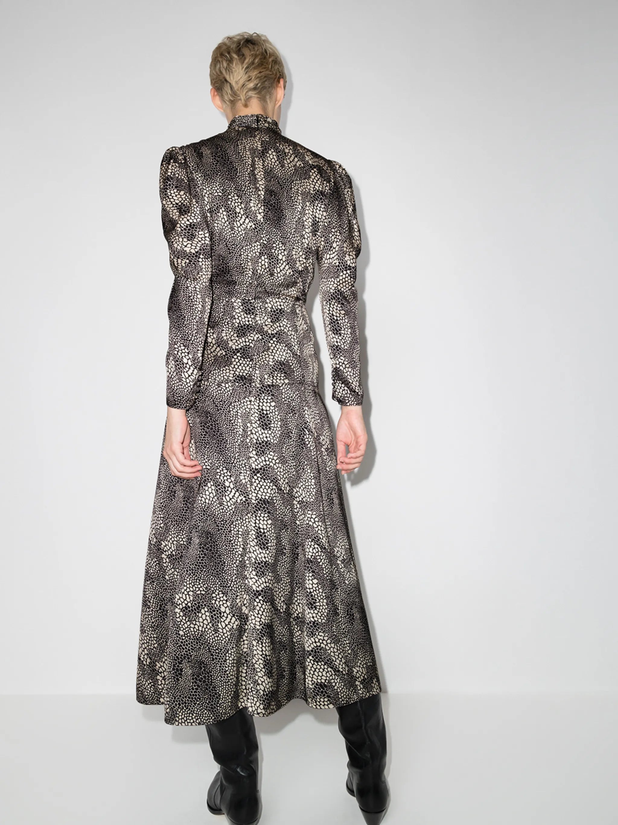Vilma graphic-print maxi dress