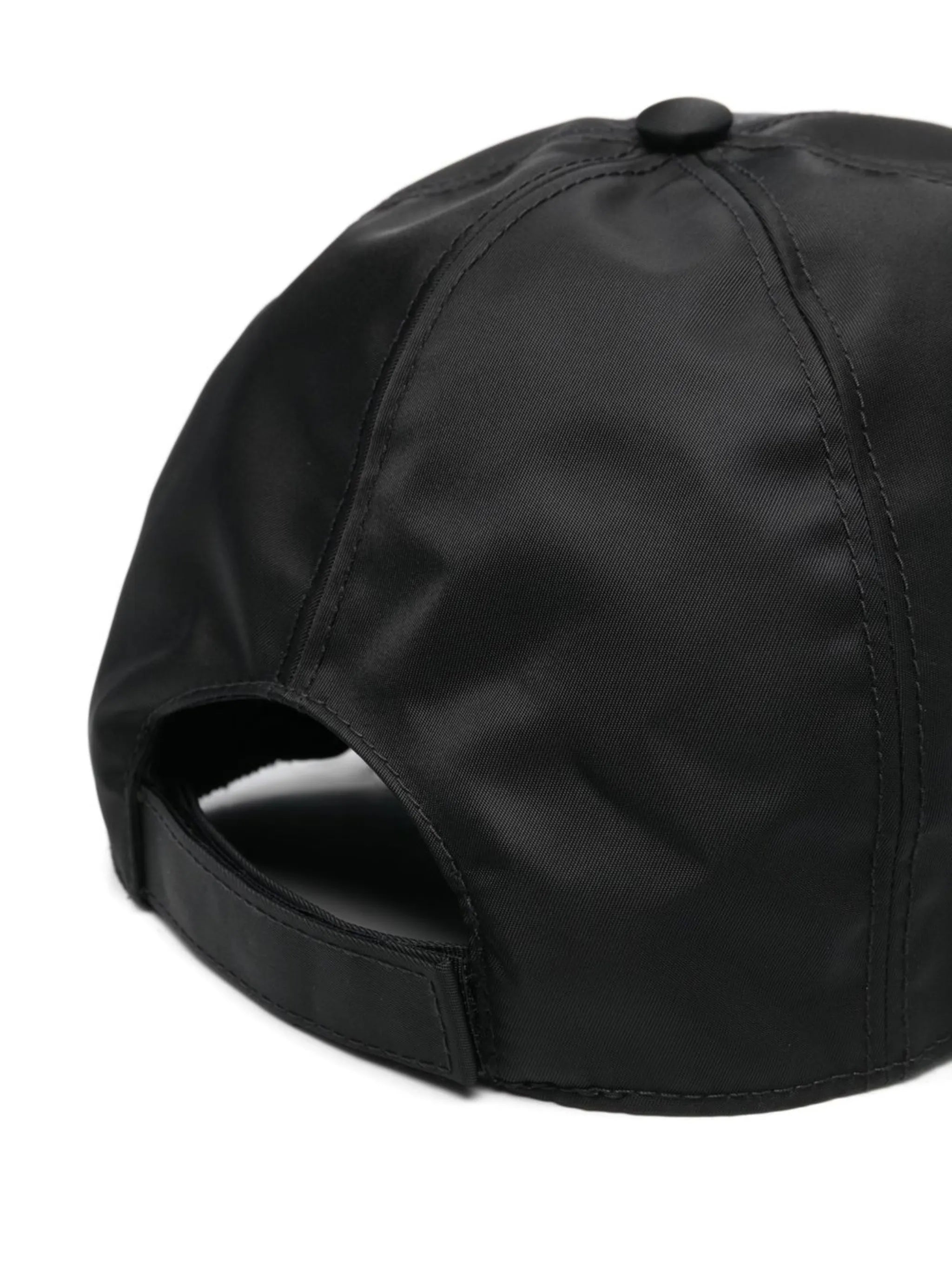 logo-plaque baseball cap