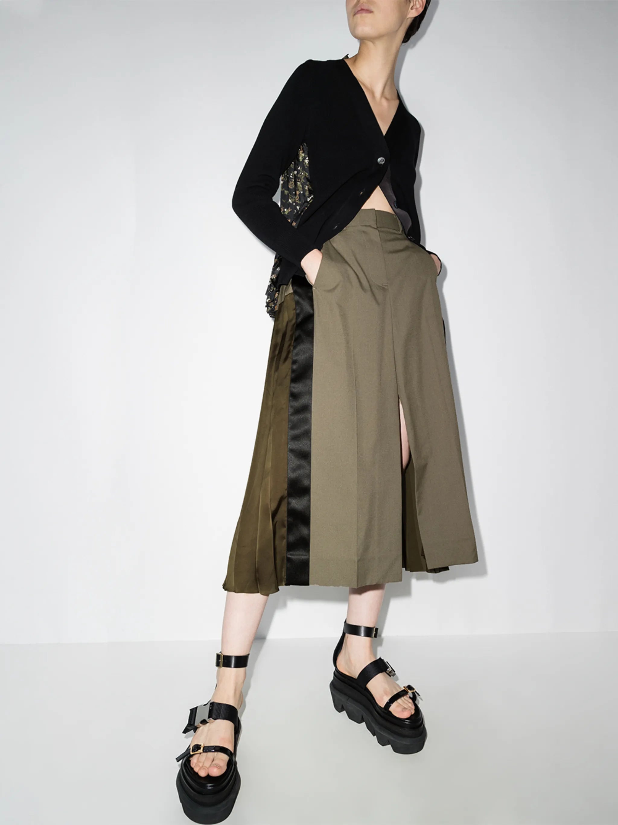 pleated-panel midi skirt