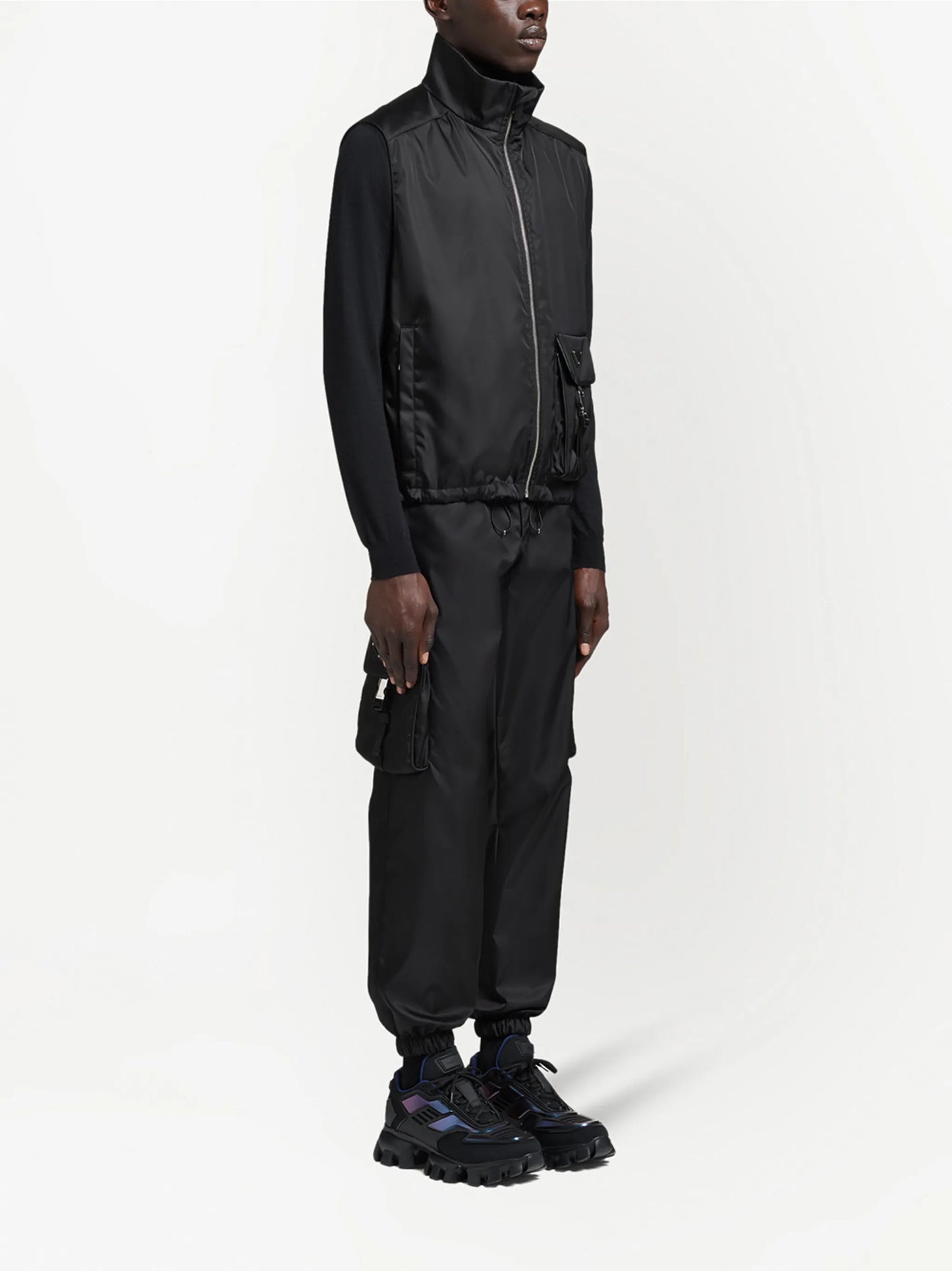 triangle-logo high-neck vest