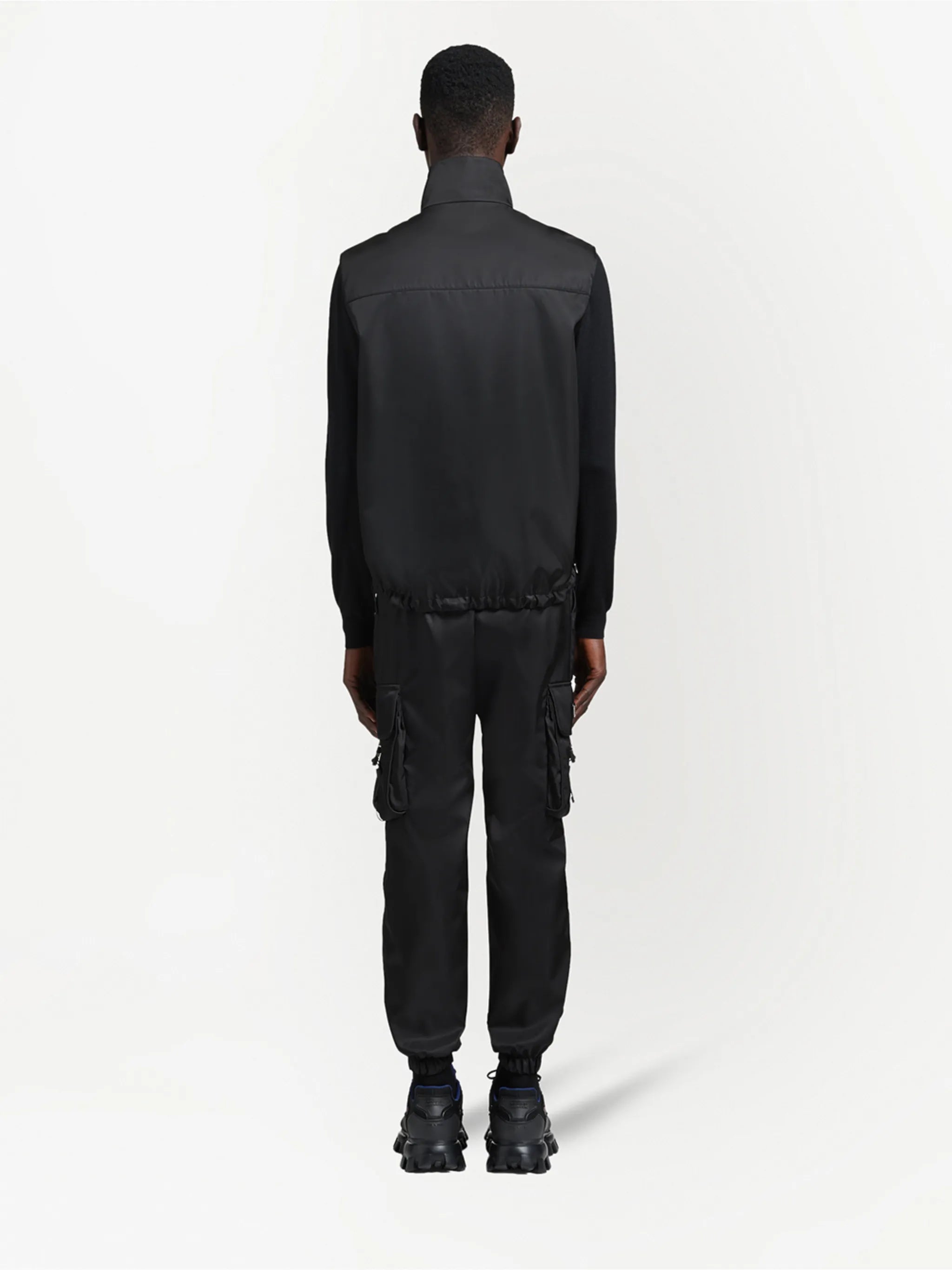triangle-logo high-neck vest