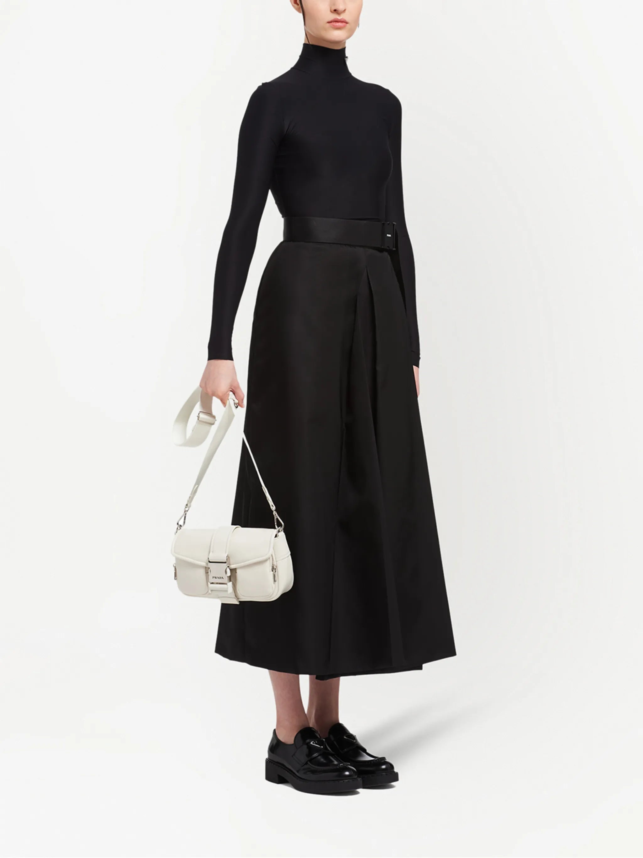 Pocket nappa leather bag