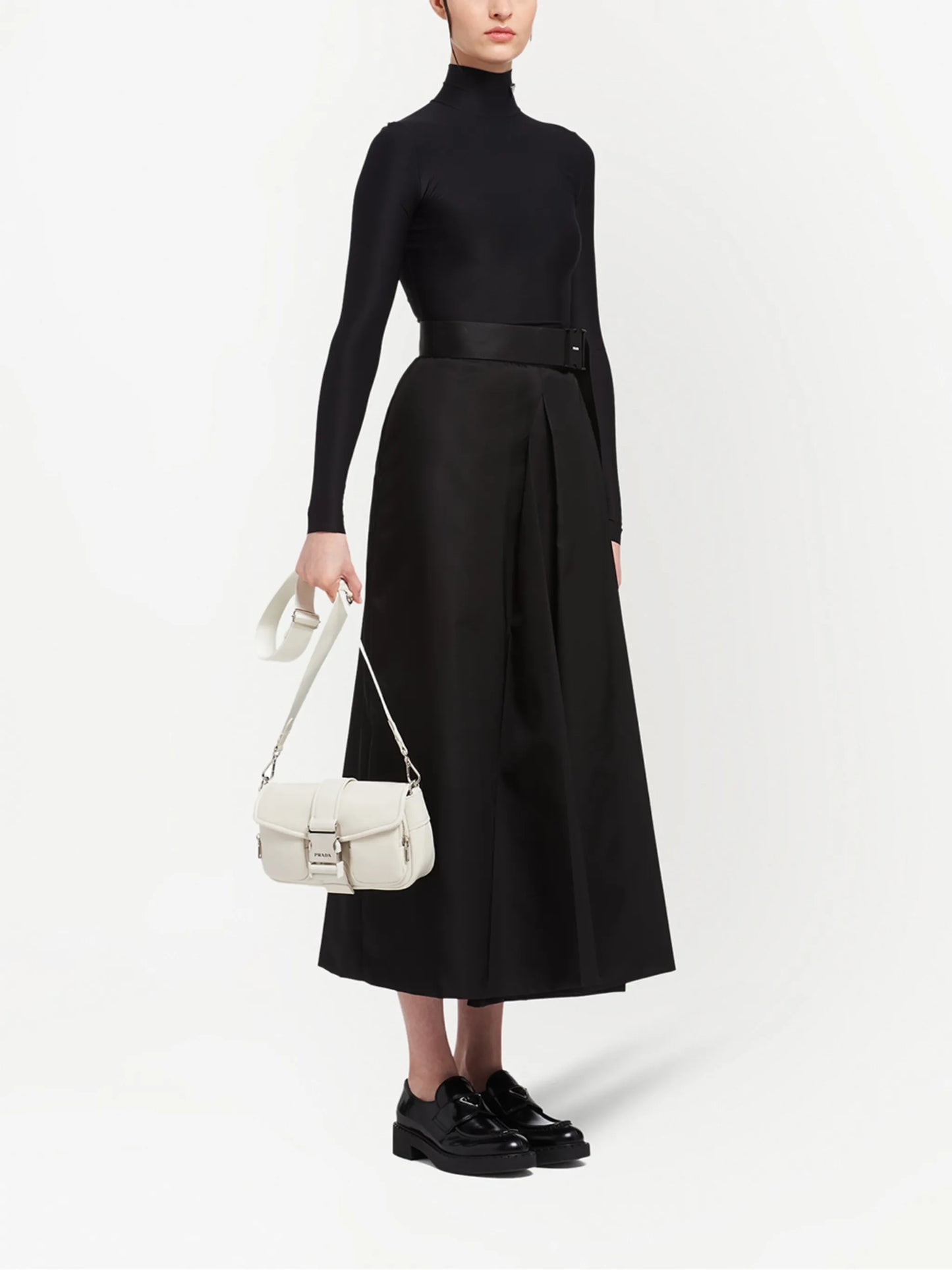 Pocket nappa leather bag