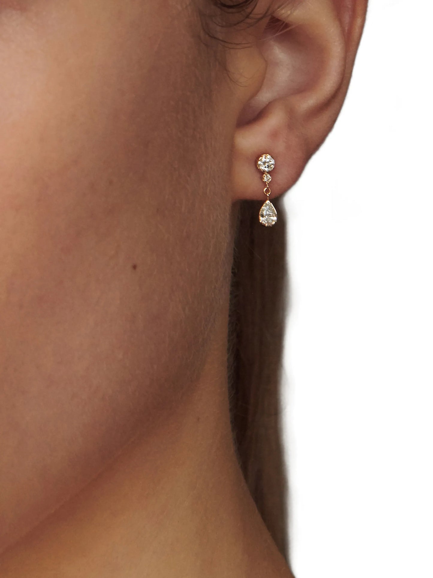 18kt yellow gold Goutte drop earring