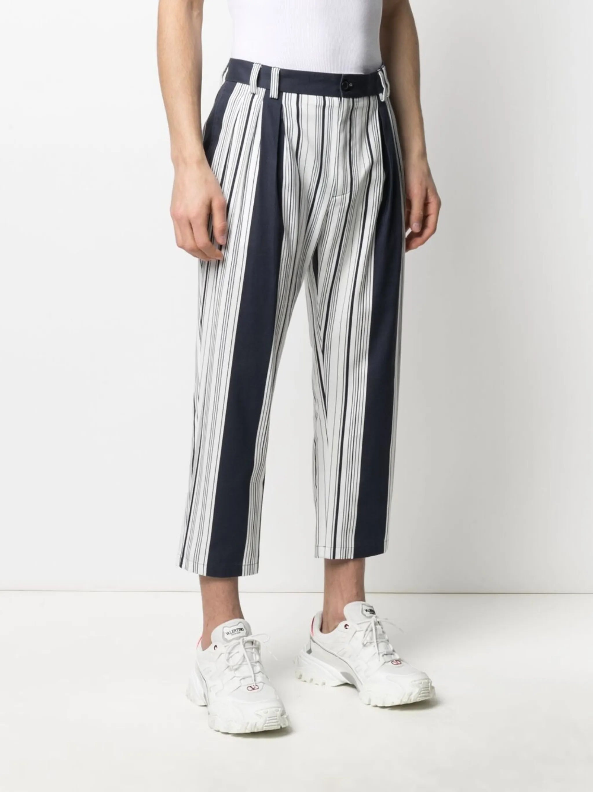 striped straight-leg trousers
