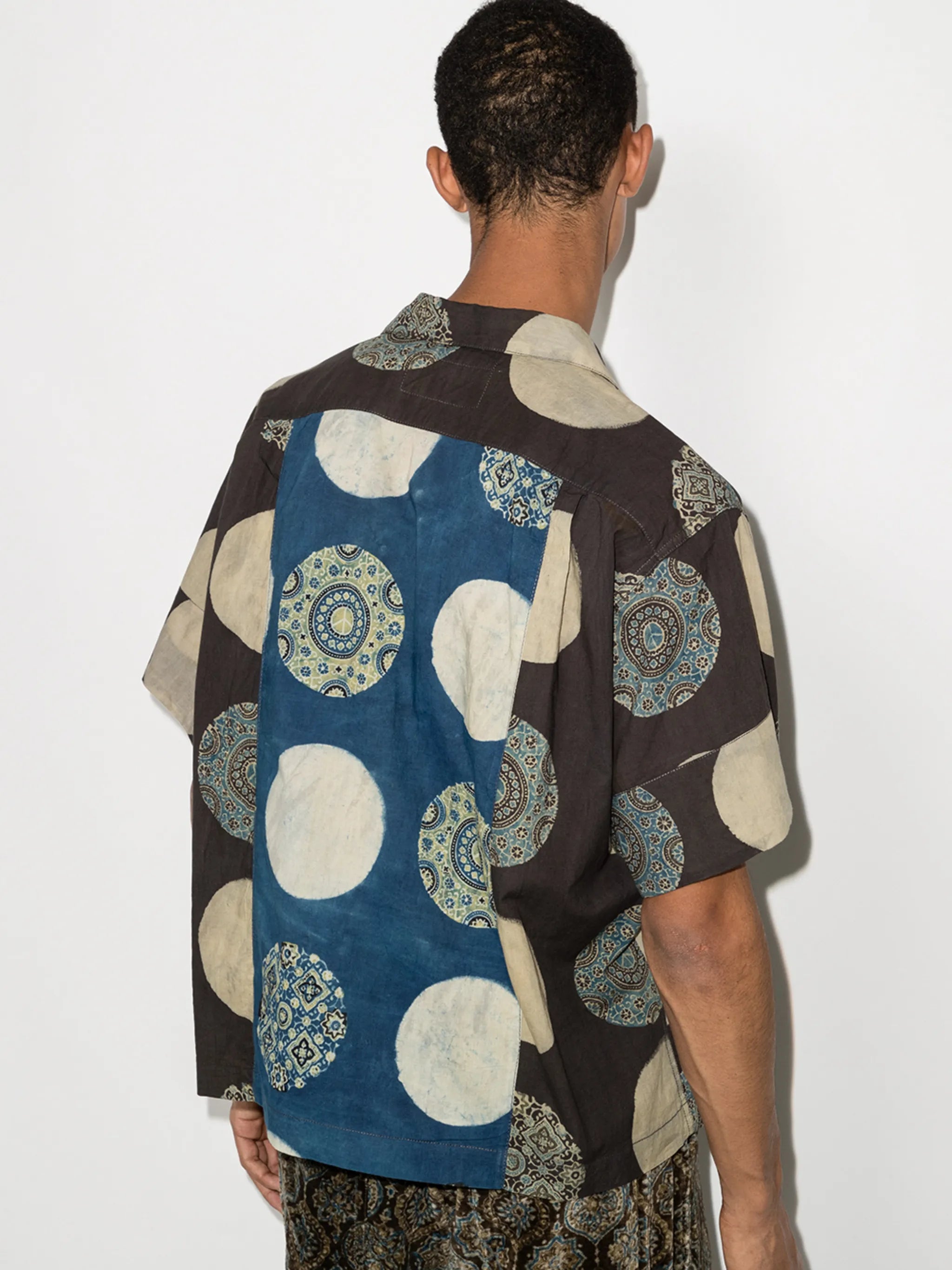 Greetings short-sleeve shirt